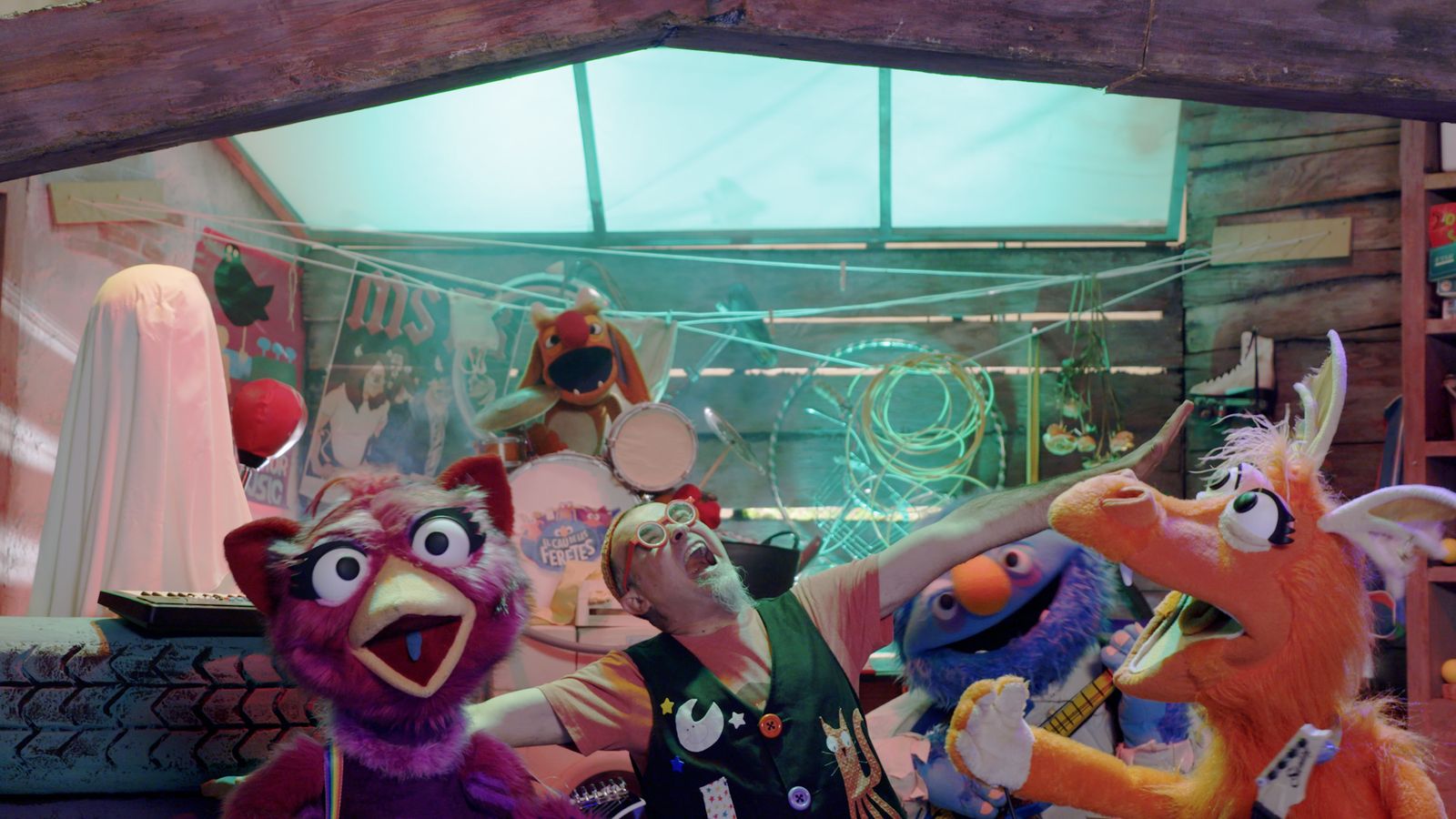 Les Feretes i Dani Miquel canten “Bon dia”