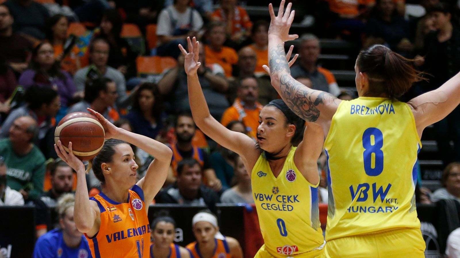 María Pina, jugadora del València Basket