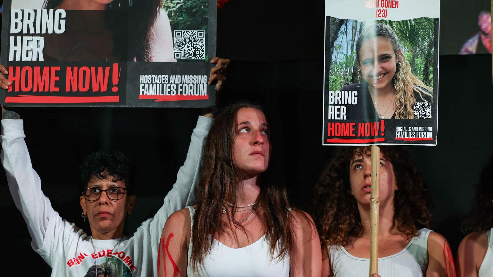 Detall de la concentració davant el parlament israelià per l'alliberament dels ostatges