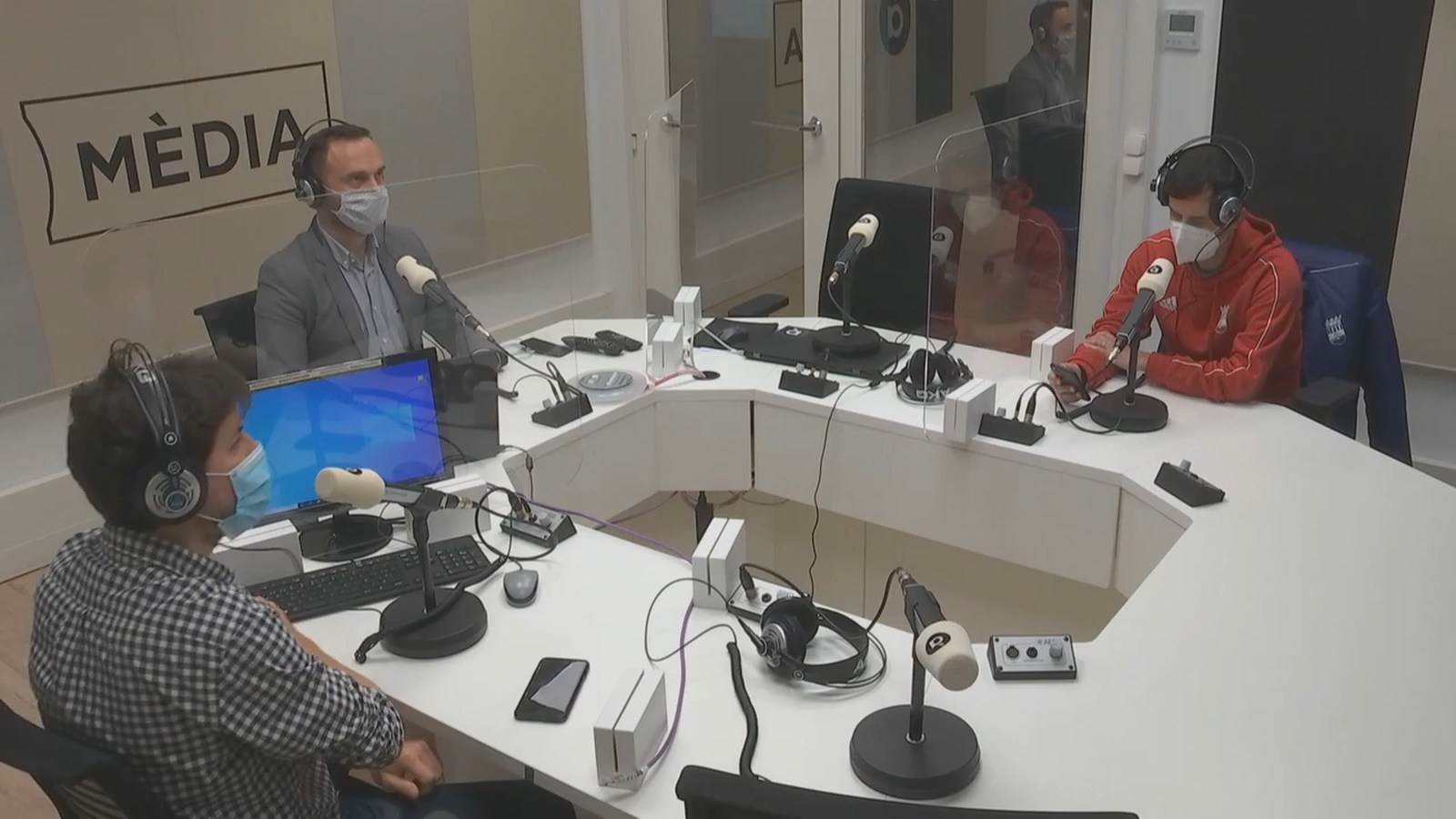Streaming Línia de Fons 27/03/2021