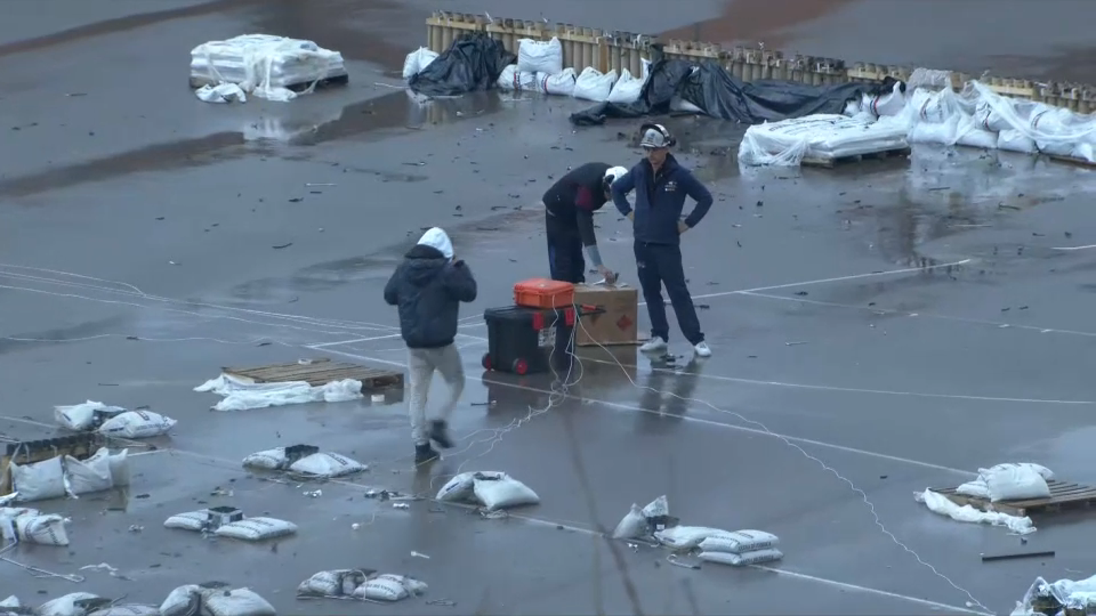 La mascletà de dissabte, que donava inici a la Magdalena 2022, es va disparar sota la pluja