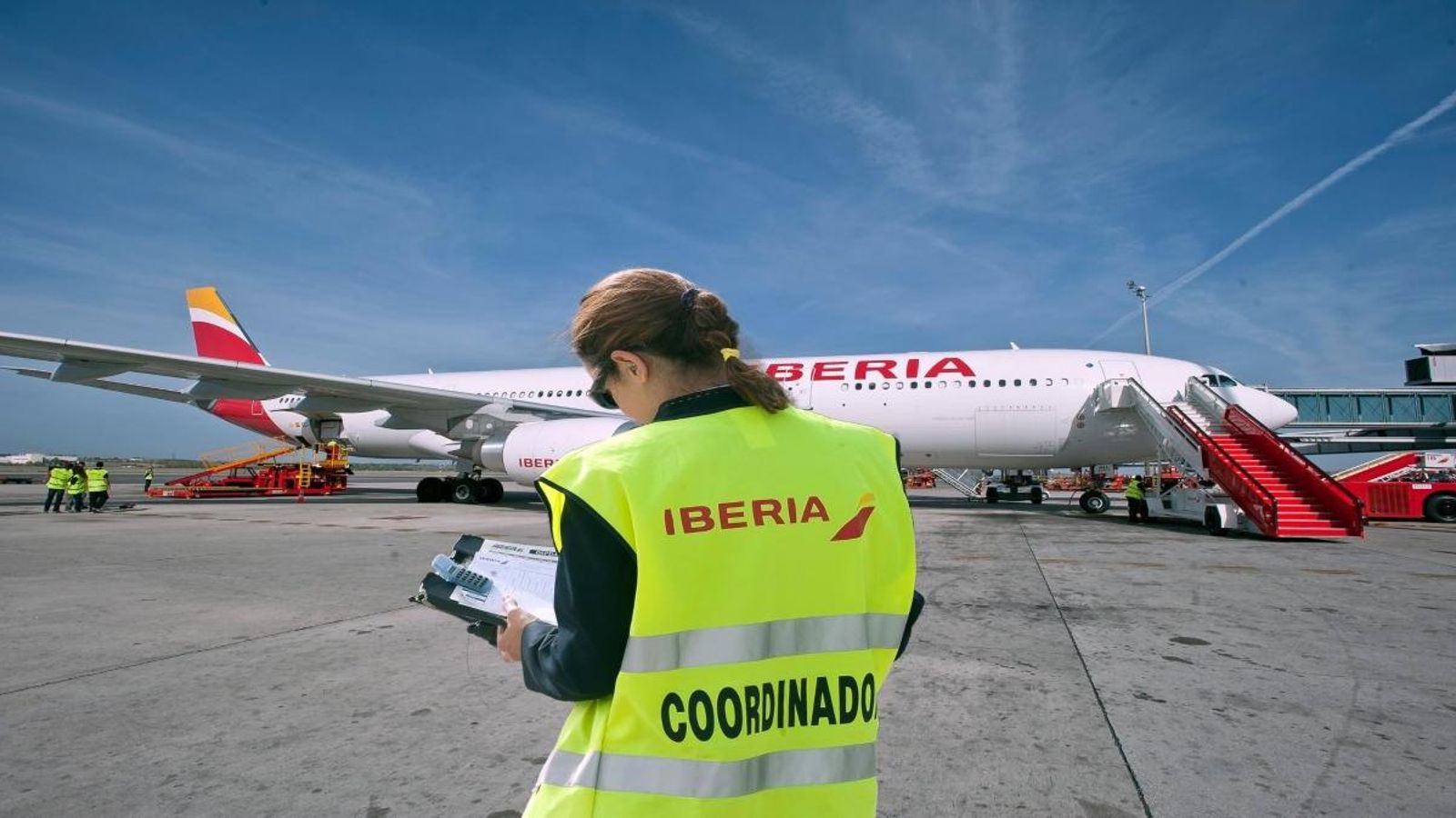 Els treballadors de l’aerolínia estan convocats a la vaga els dilluns.