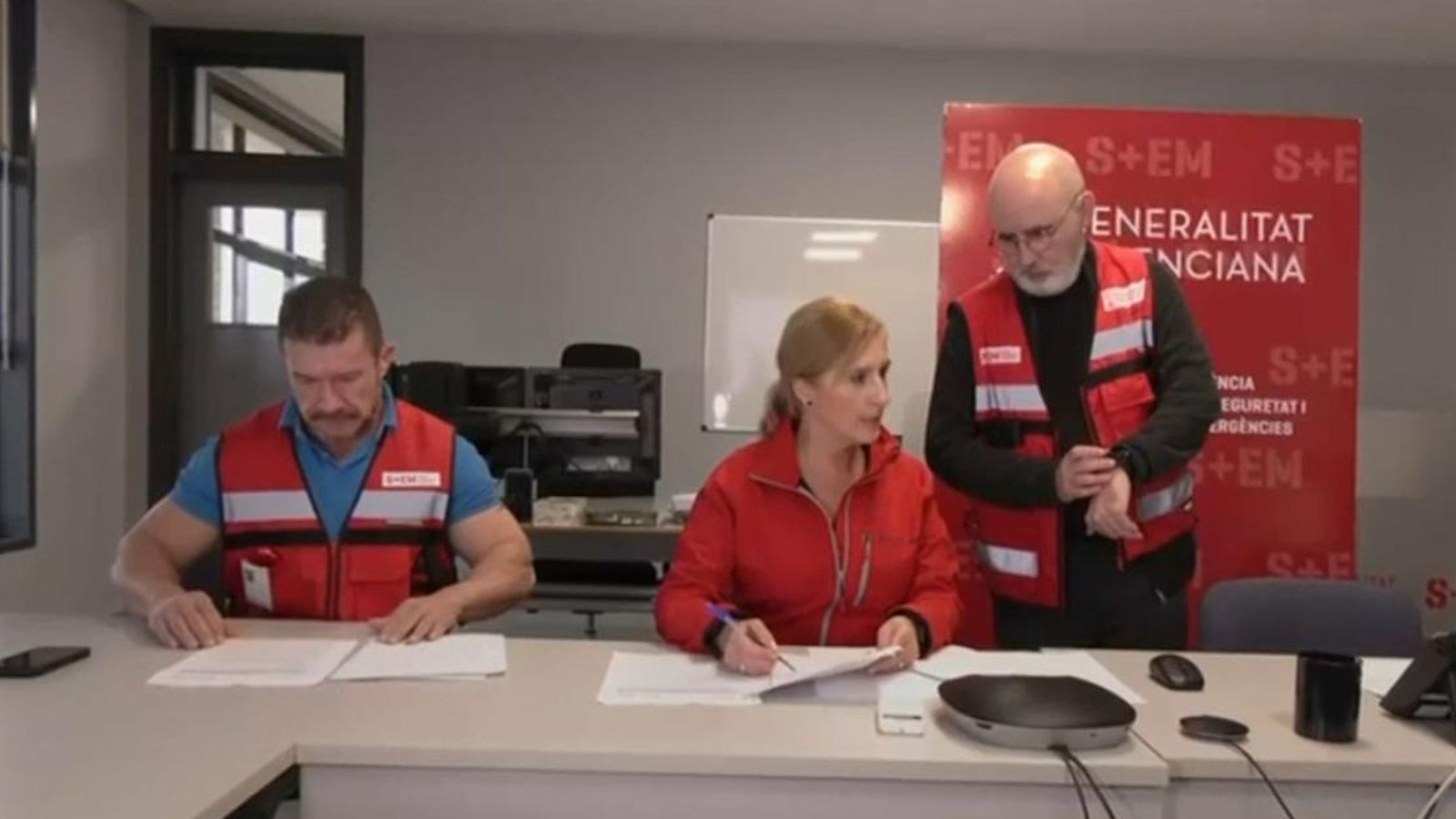 Emilio Argüeso, Salomé Pradas i Jorge Suárez, en un nou vídeo del Cecopi