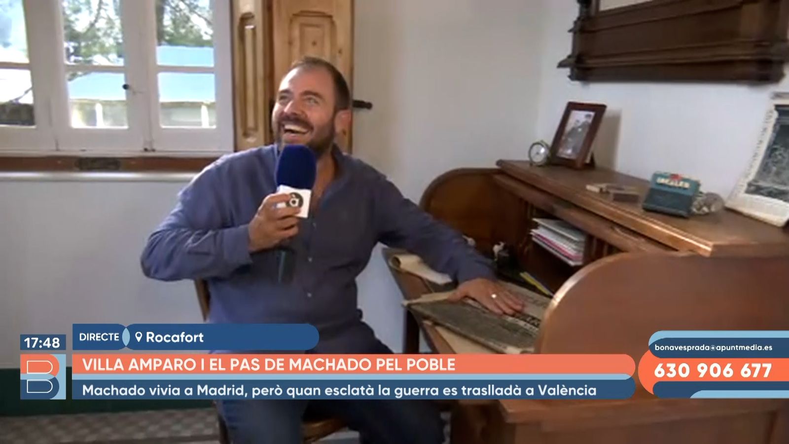 Villa Amparo i el pas de Machado pel poble de Rocafort