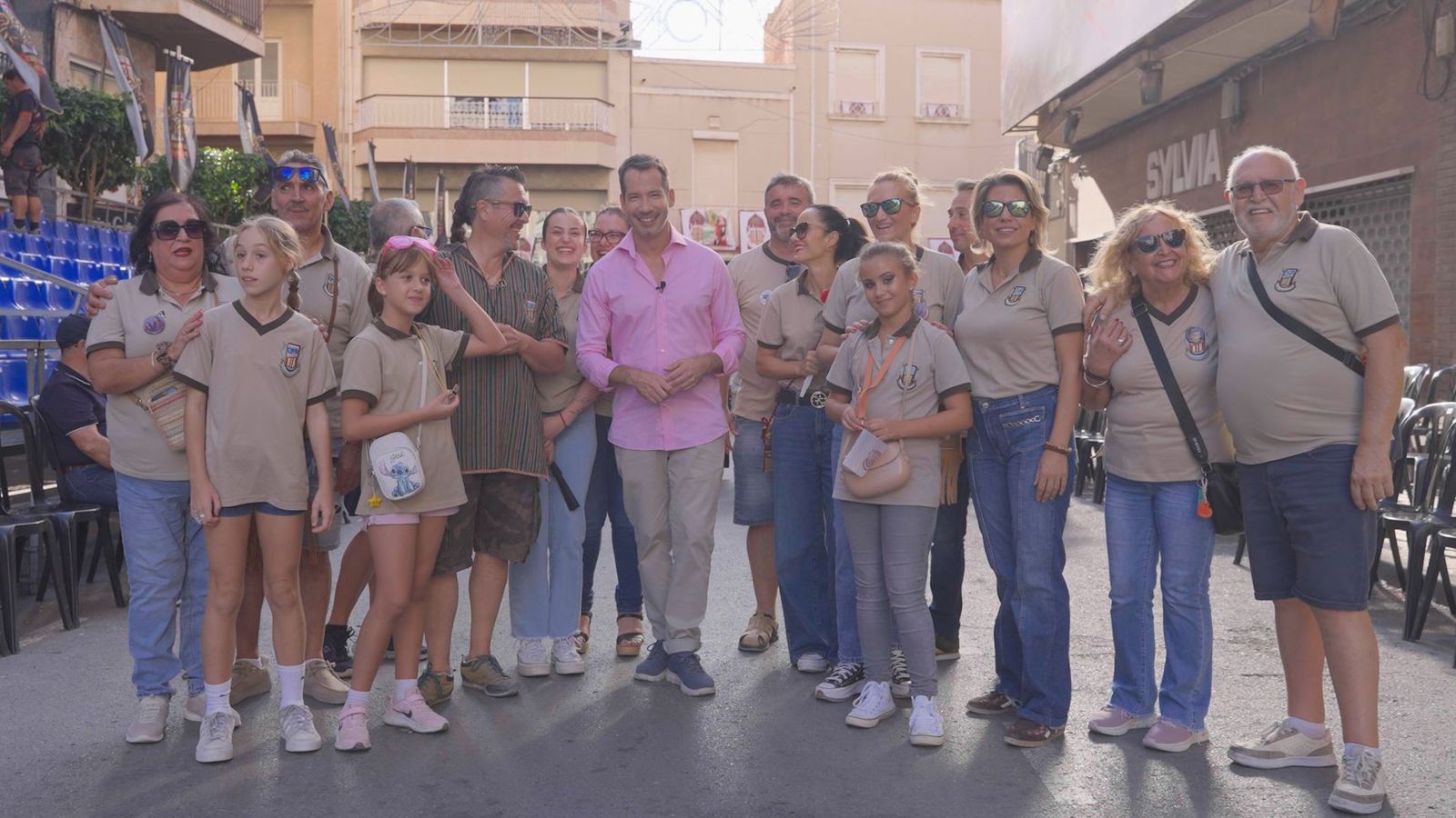 El presentador de 'Terra de festes, Ferran Cano, s'ha acostat a Crevillent a viure la grandiositat de les seus festes patronals