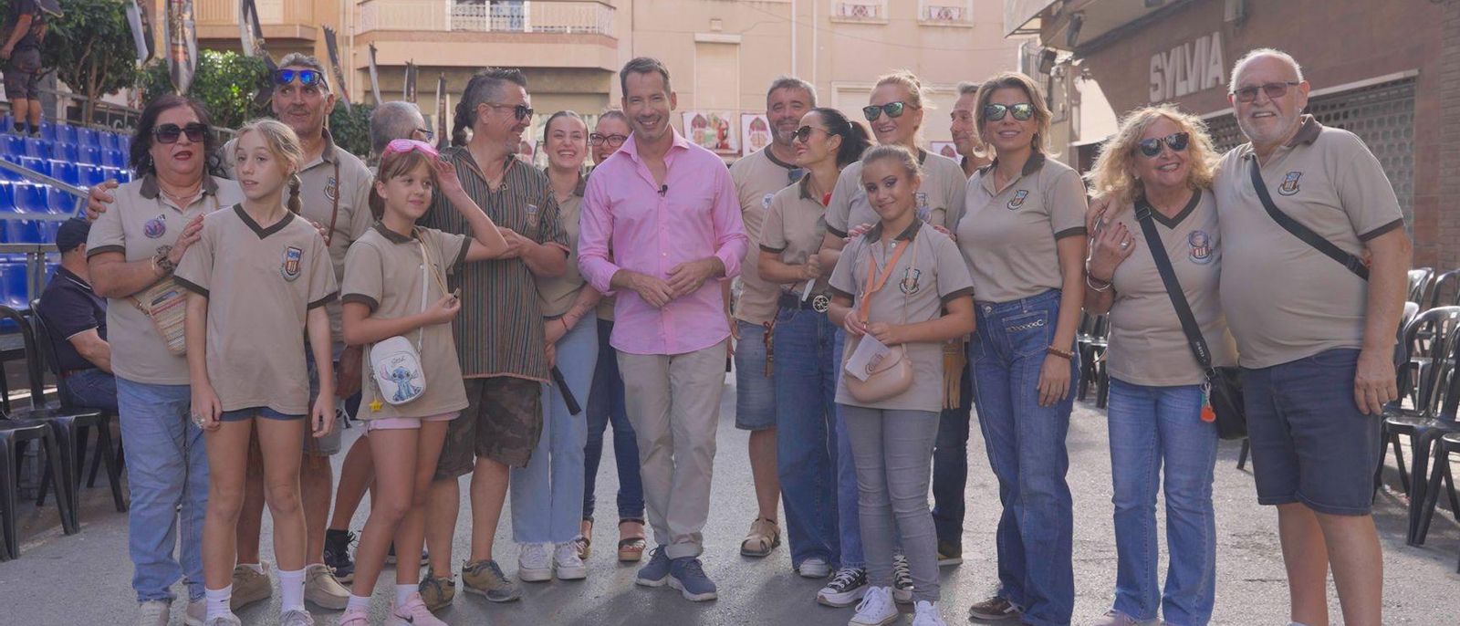 El presentador de 'Terra de festes, Ferran Cano, s'ha acostat a Crevillent a viure la grandiositat de les seus festes patronals