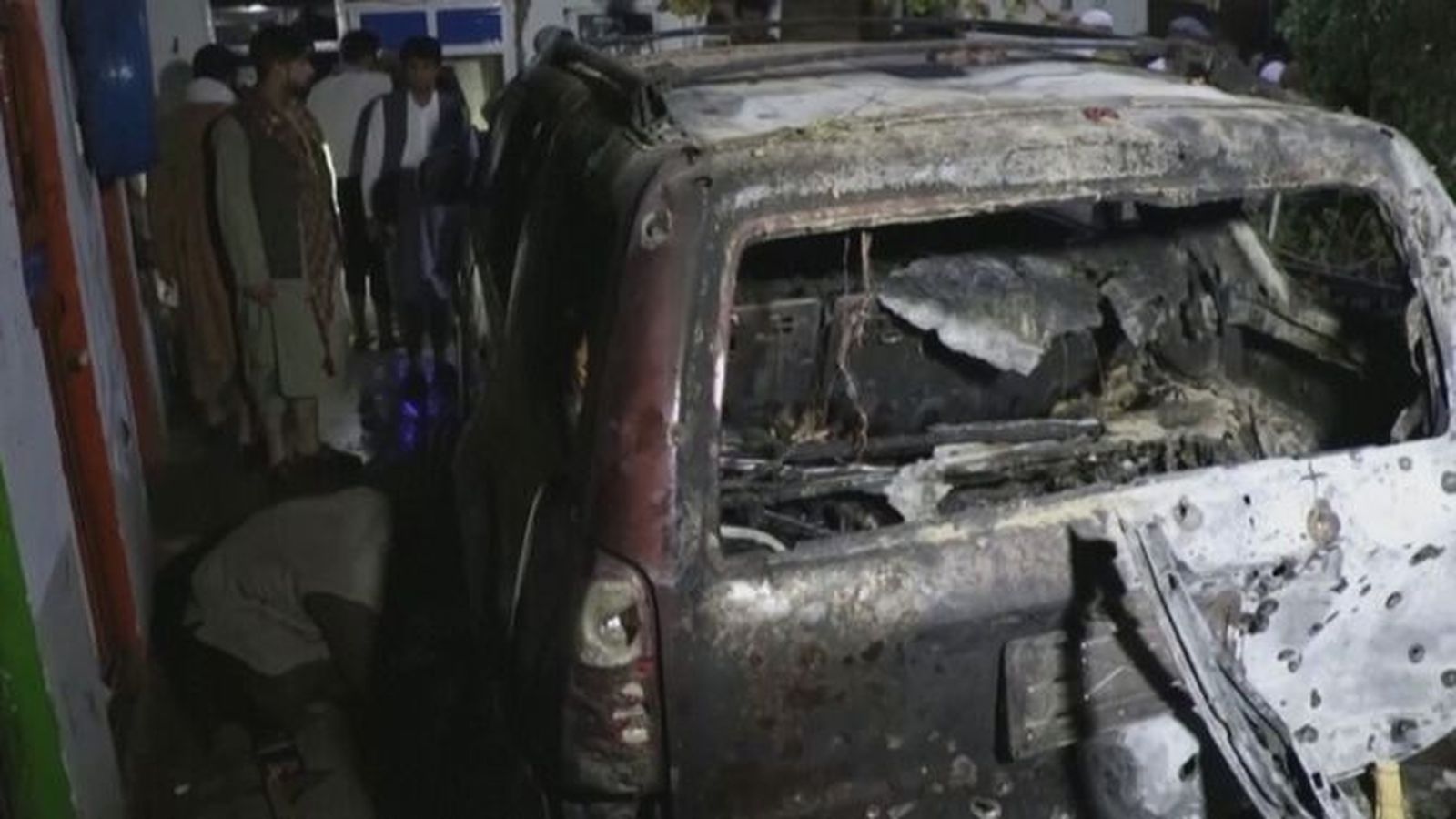 Imatge del cotxe atacat per un dron de l'exèrcit dels EUA