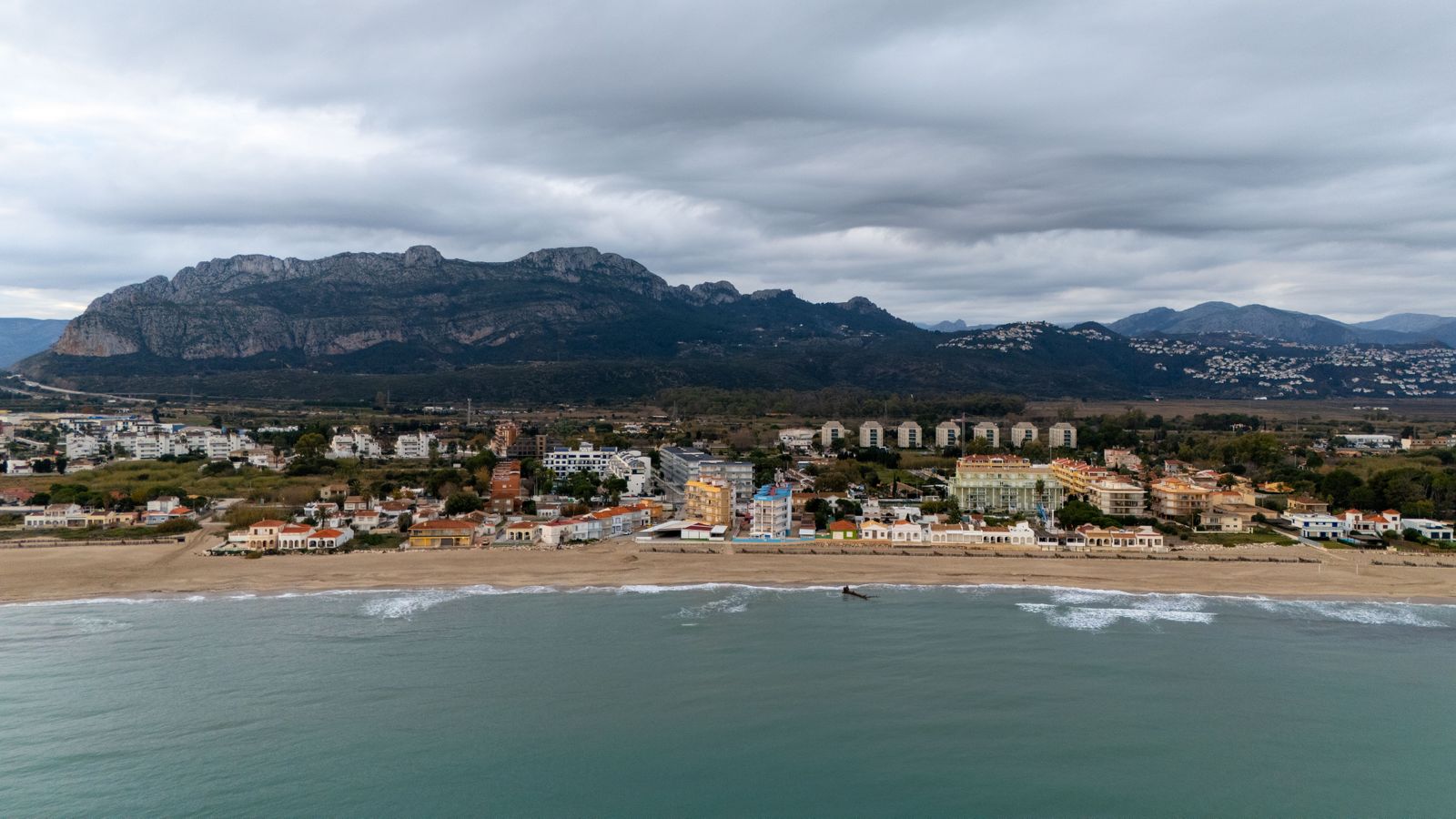 La zona de les Deveses, de Dénia, on està situada la urbanització on va passar la discussió mortal este dimecres
