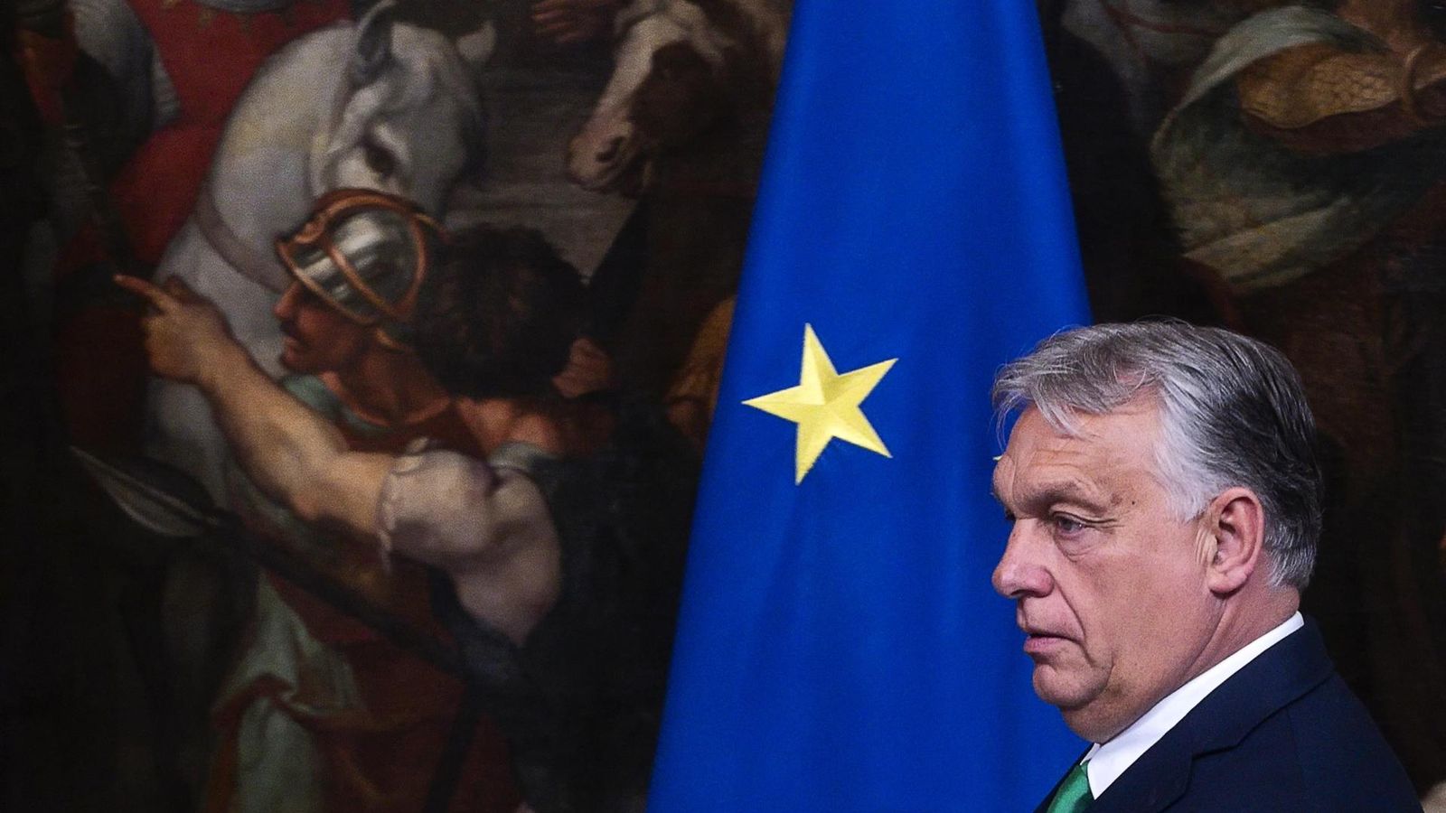 Orban durant una conferència de premsa conjunta amb el primer ministre italià el 24 de juny