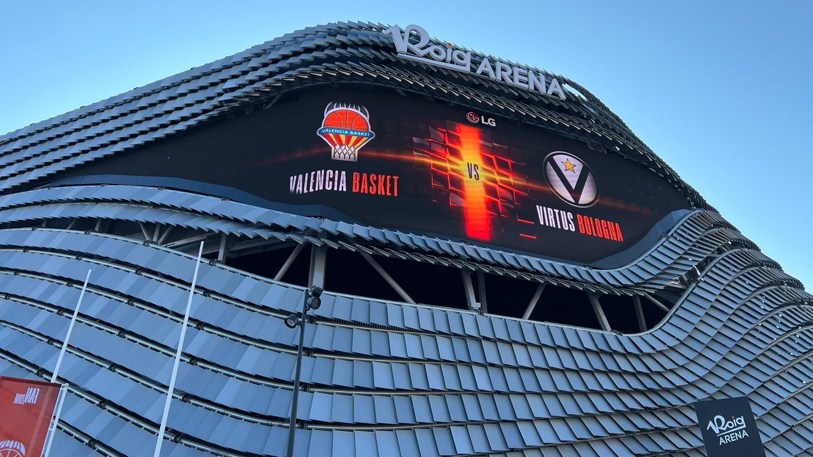 El Roig Arena, un dia de partit d'Eurolliga