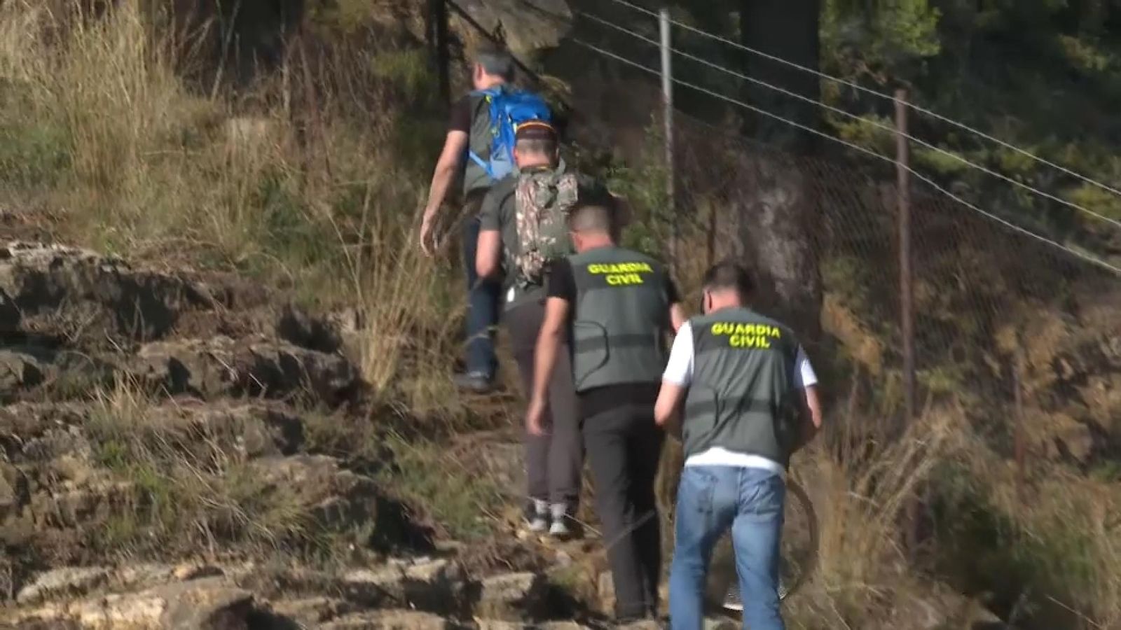 La Guàrdia Civil treballa en la zona on ha aparegut el cadàver cremat