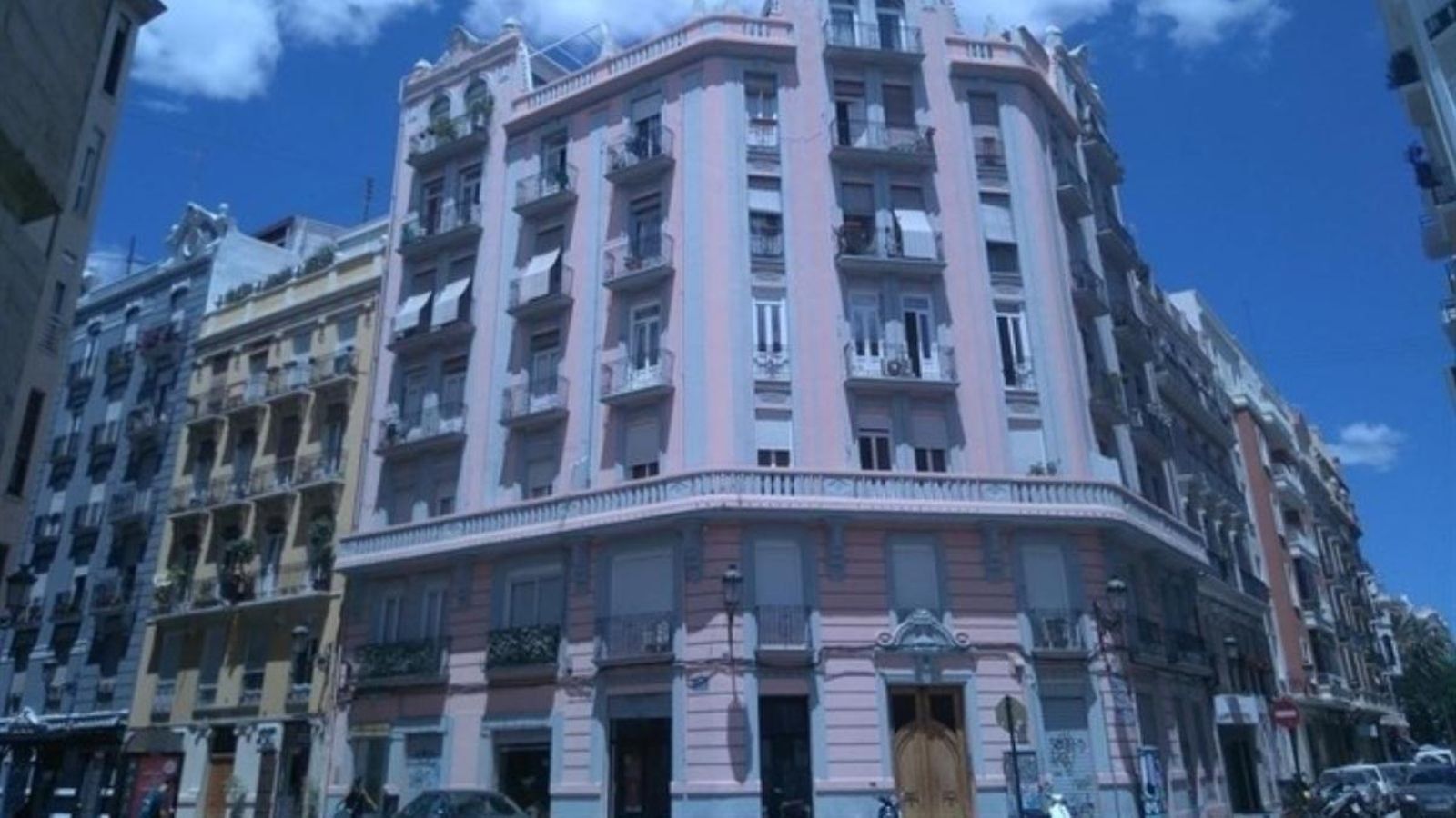 Un edifici del barri de Russafa a València