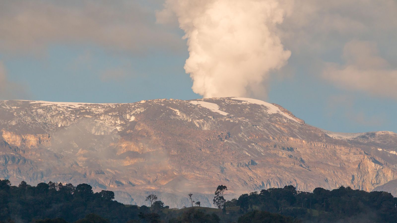 Nevado del Ruiz, en arxiu