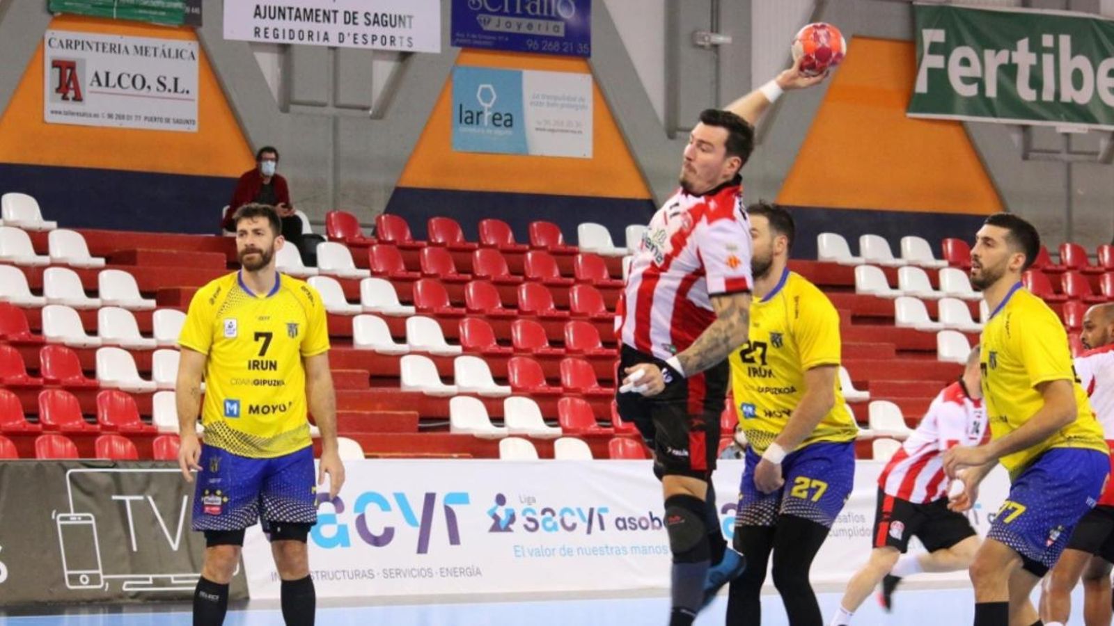 Resultats desiguals per al Benidorm i el Port de Sagunt en la Lliga Asobal