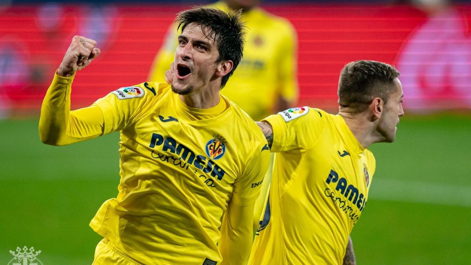 Gerard Moreno celebra el seu segon gol a El Sadar