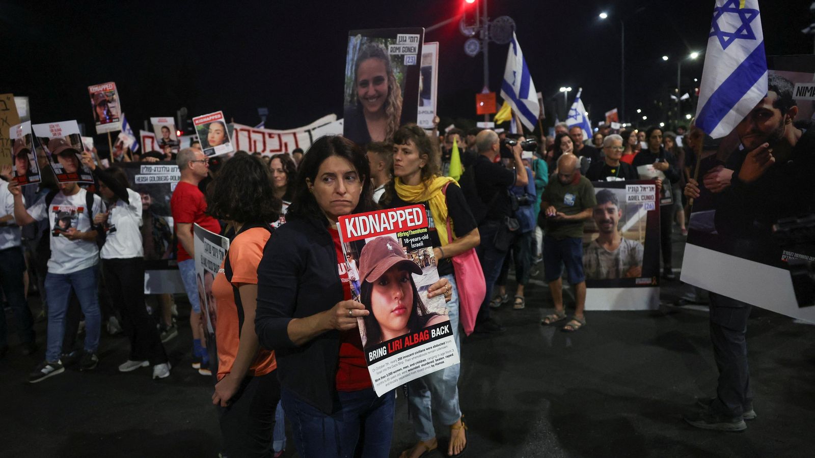 Familiars d'ostatges reclament el govern israelià l'alliberament en una manifestació a Tel-Aviv Familiars d'ostatges reclament el govern israelià l'alliberament en una manifestació a Tel-Aviv