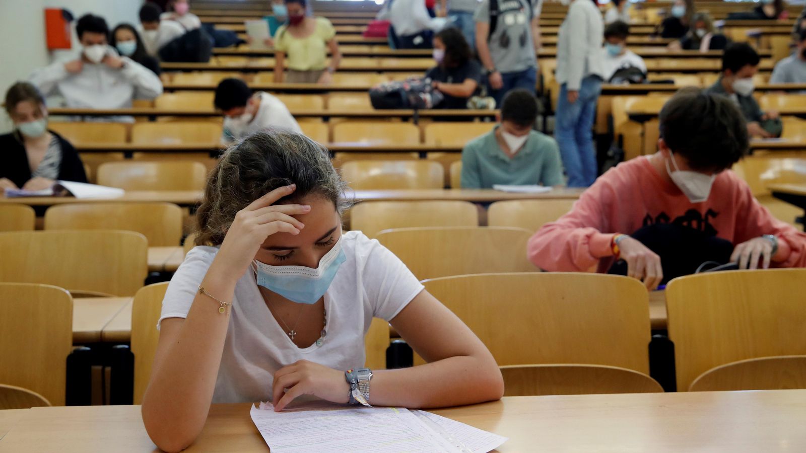 Imatge d'arxiu d'un examen de les PAU