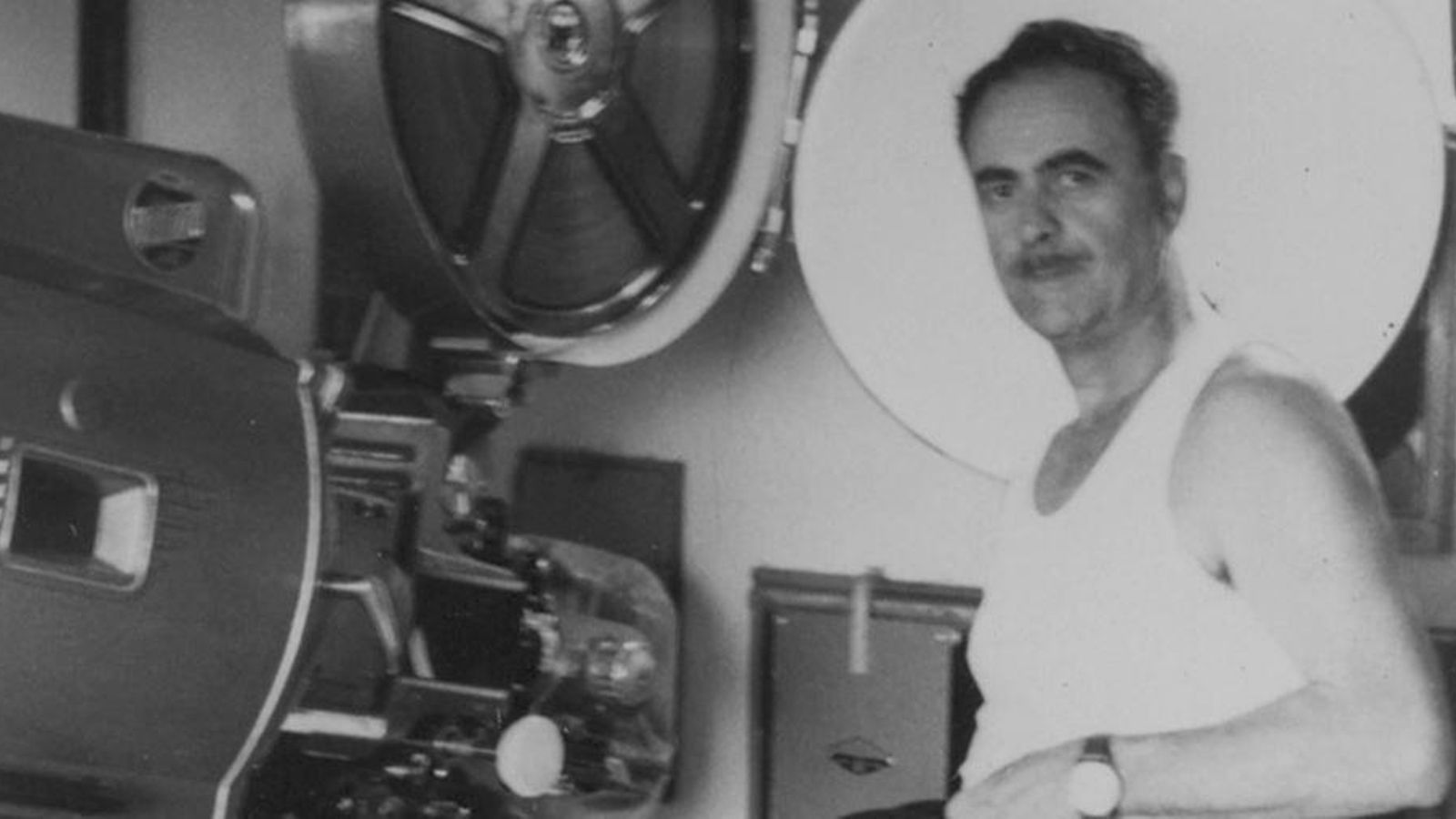 El pare de Miquel Cubells al seu cinema