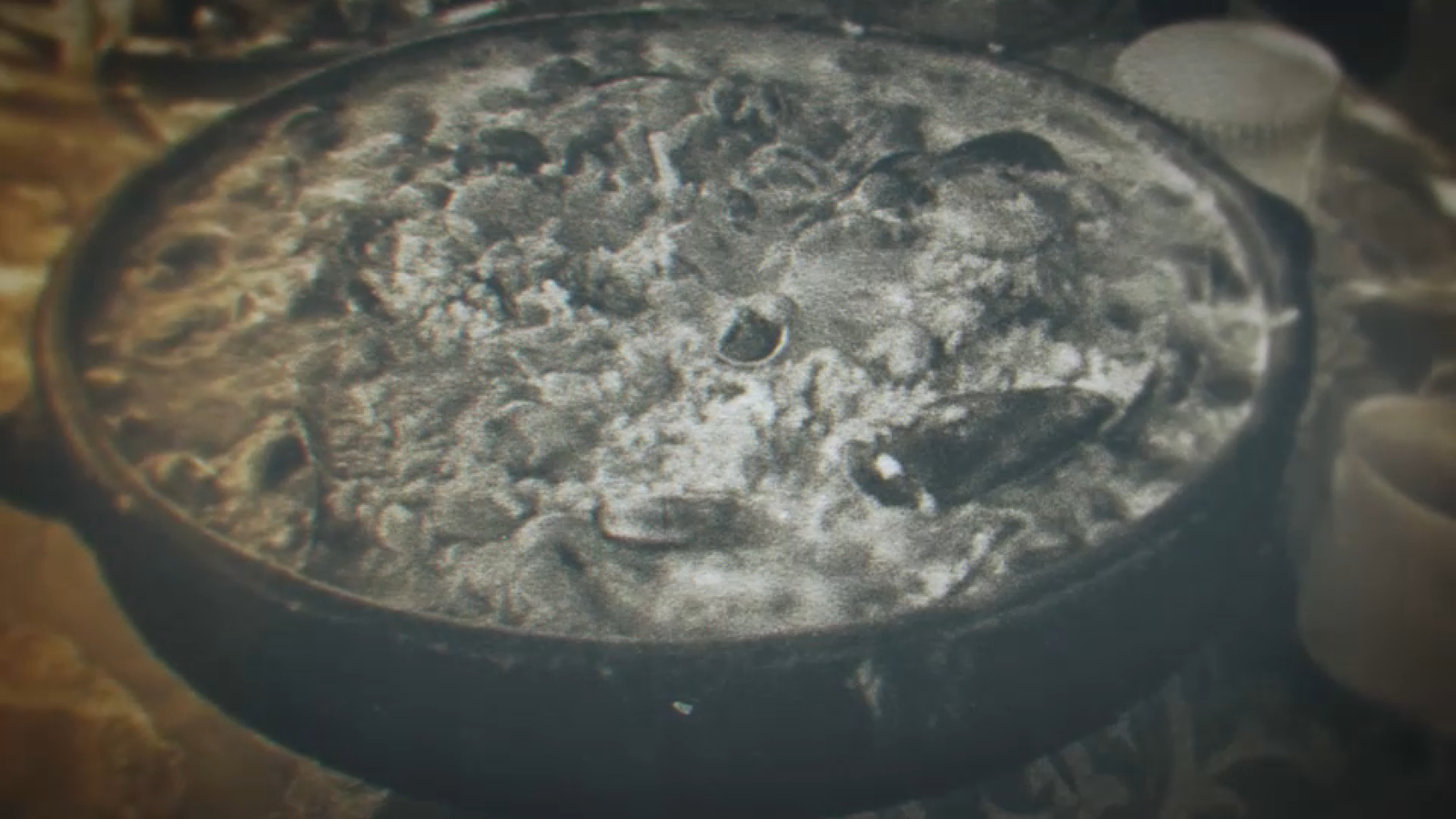 Una retrospectiva dels recipients amb què es feia la paella fa anys