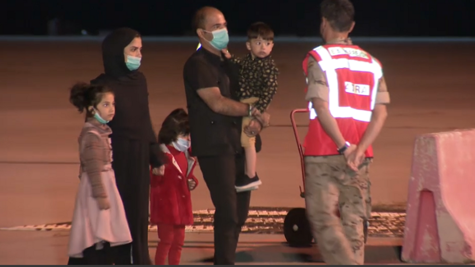 Una de les families que ha arribat des d'Afganistan