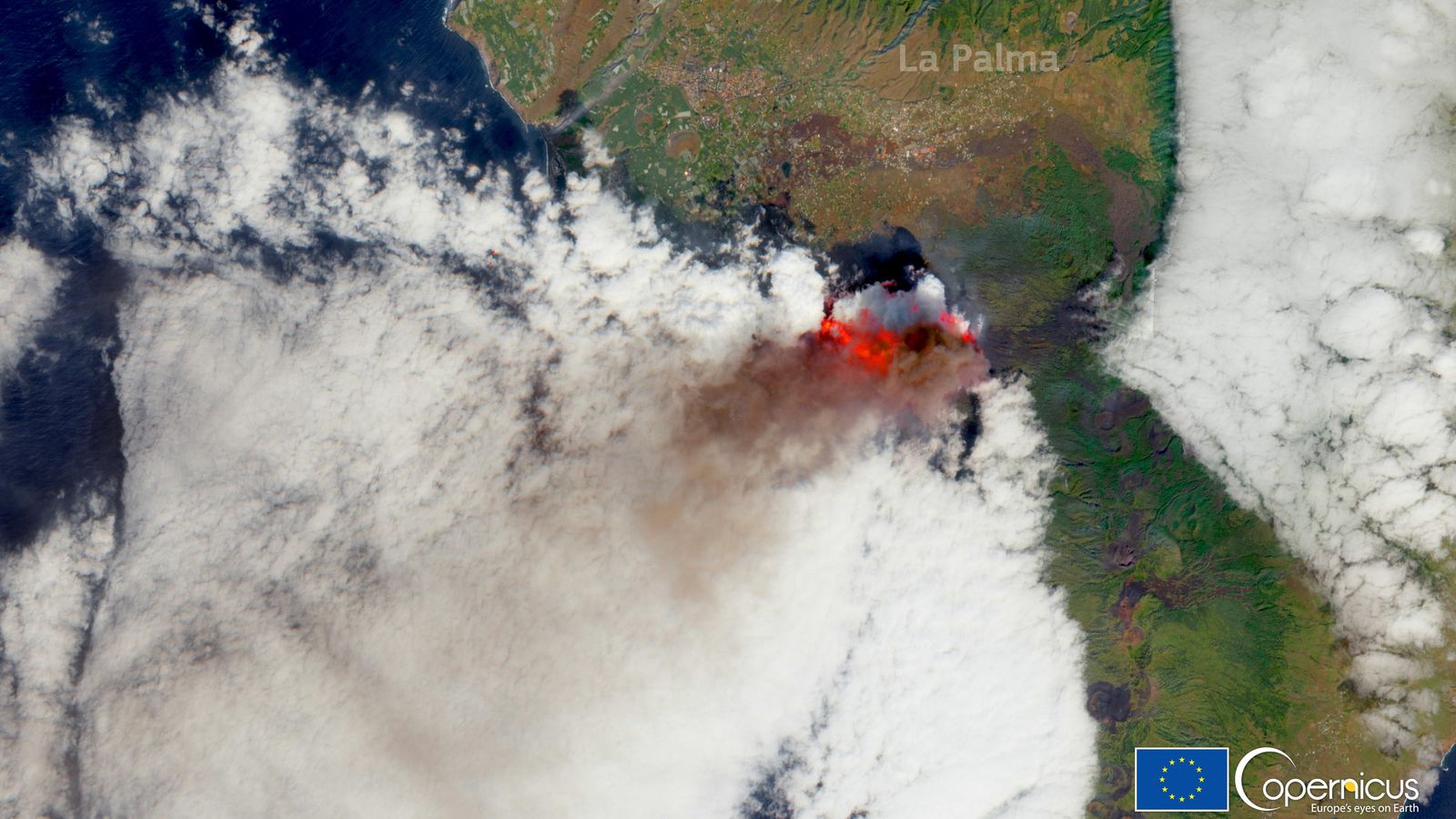 Imatge per satèl·lit de l'erupció volcànica a l'illa canària de la Palma