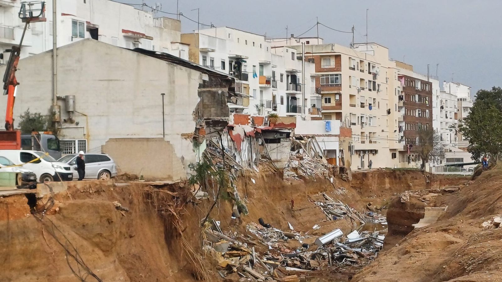 La destrucció causada per la dana a Chiva, capçalera del barranc de Poio