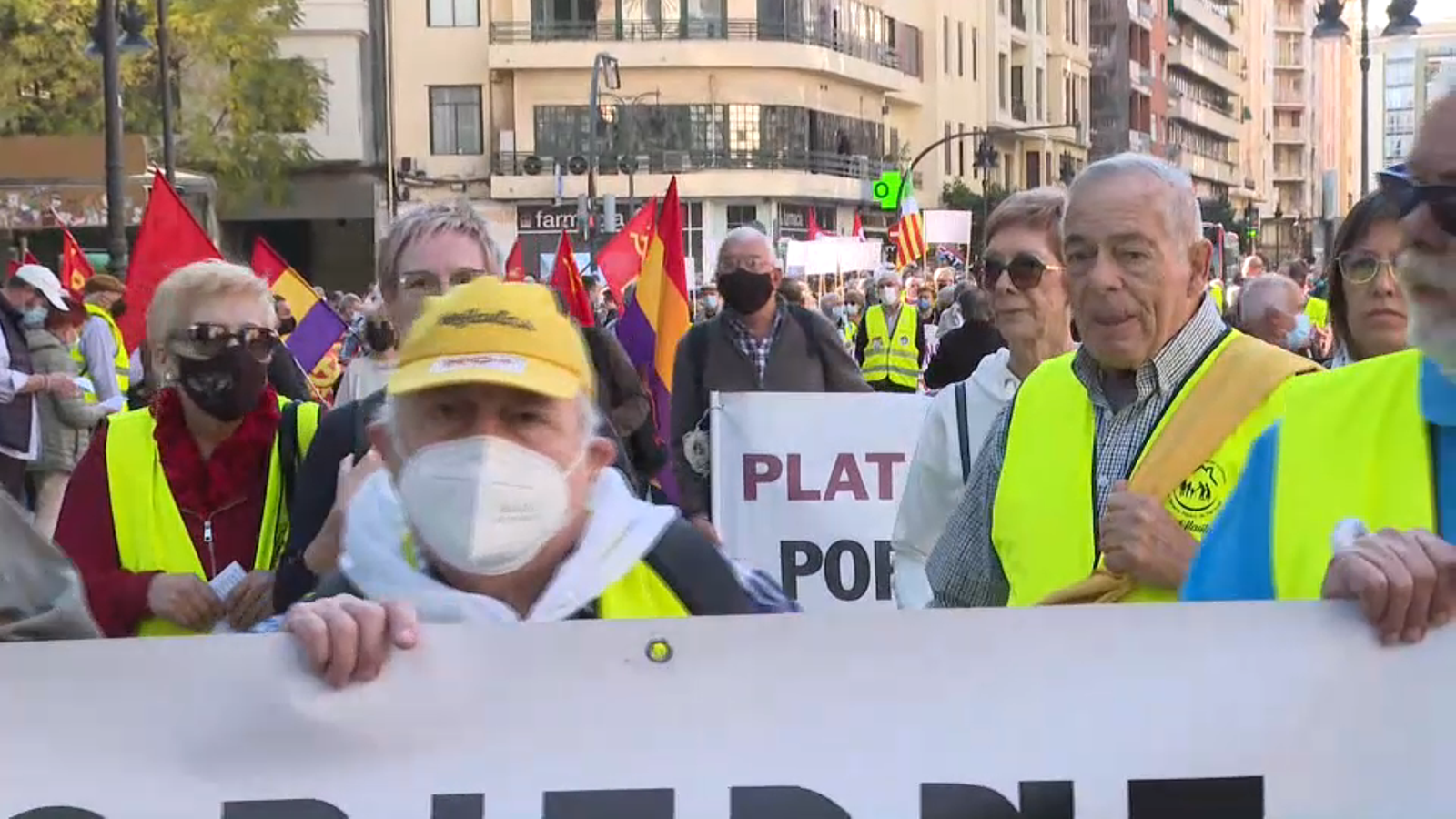 Gent major en lluita, altres referents