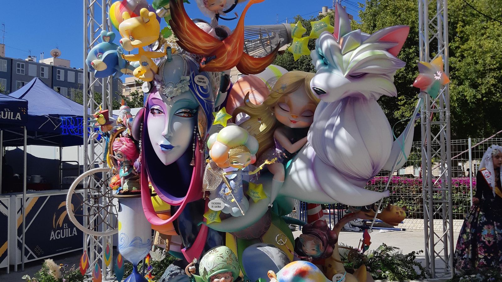 Foguera infantil Sèneca-Autobusos, guanyadora del primer premi de La Colla de 2024