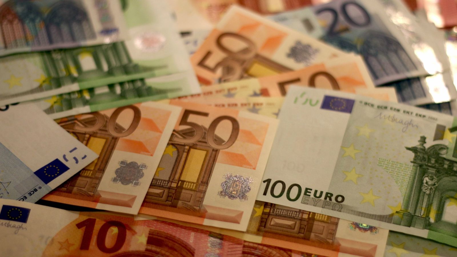 Les llars espanyoles van dedicar de mitjana l'any passat el 28,66 % dels ingressos anuals a pagar l'habitatge