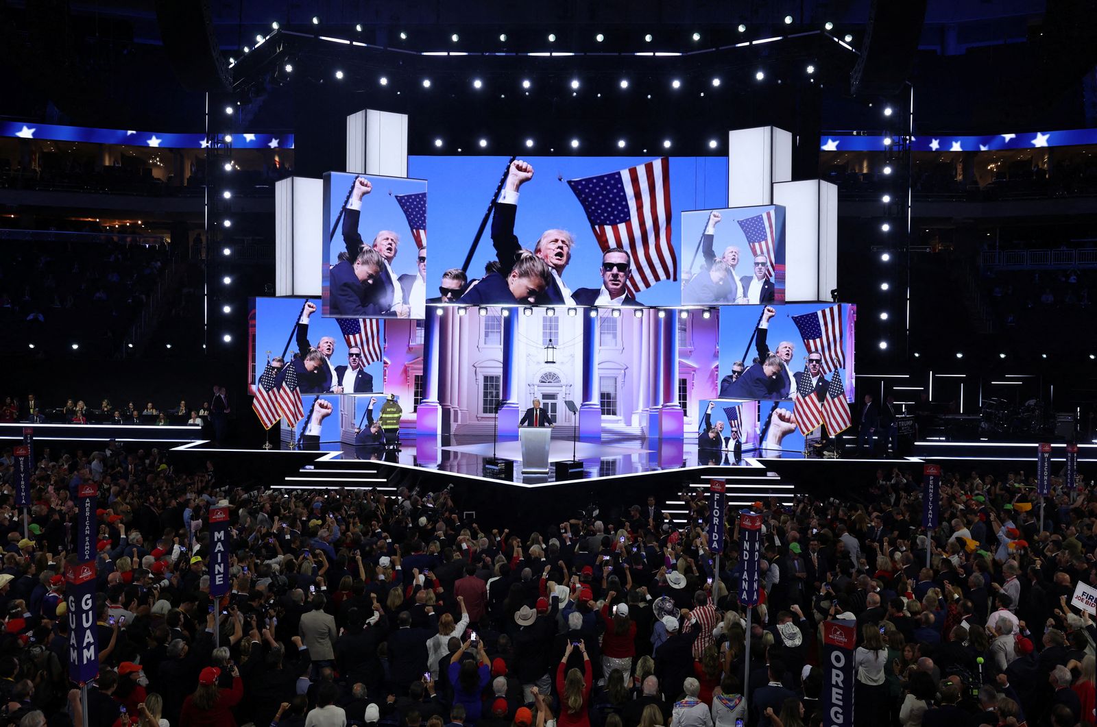 EL candidat republicà en un moment de la seua intervenció