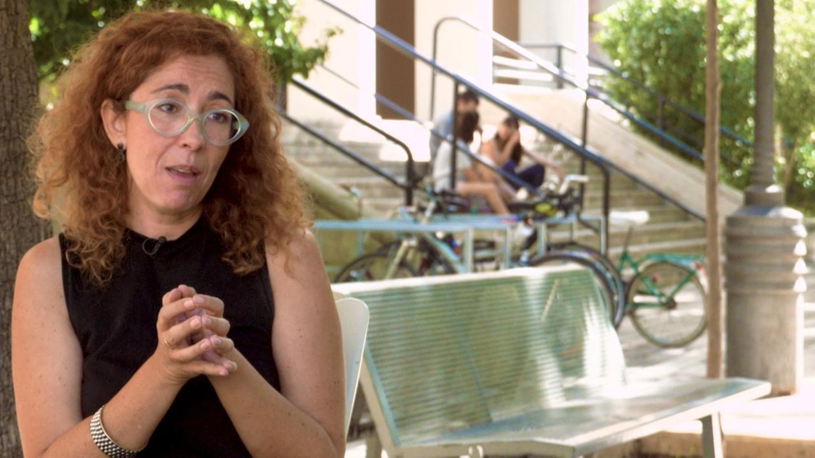 Adoptem perífrasis verbals?