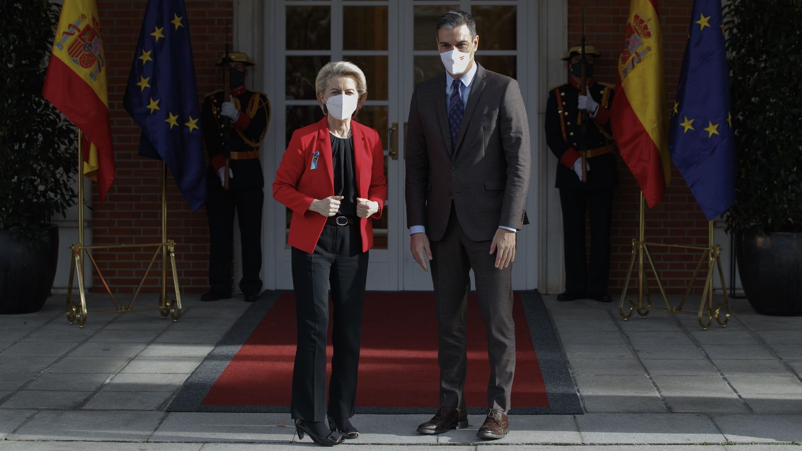 La presidenta de la Comissió Europea, Ursula von der Leyen i el president del govern espanyol, Pedro Sánchez