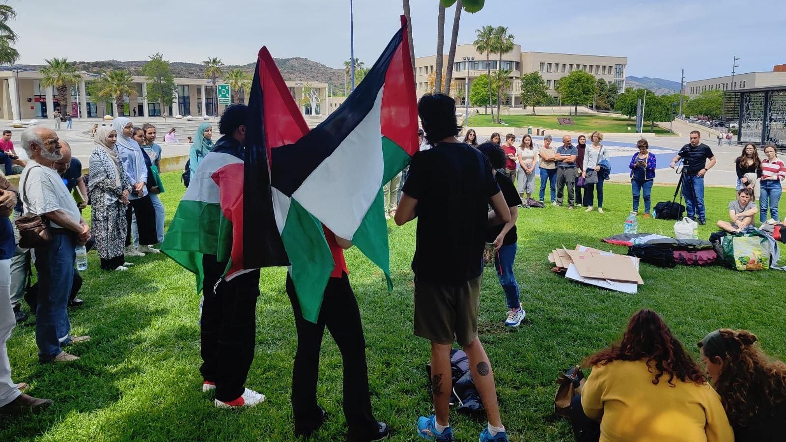 Celebració de l'Assemblea d’Estudiants per Palestina en l'Àgora