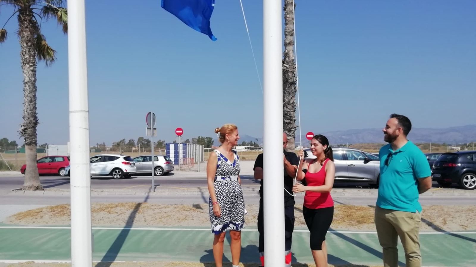 La hissada de la bandera blava s'ha realitzat aquest dimarts