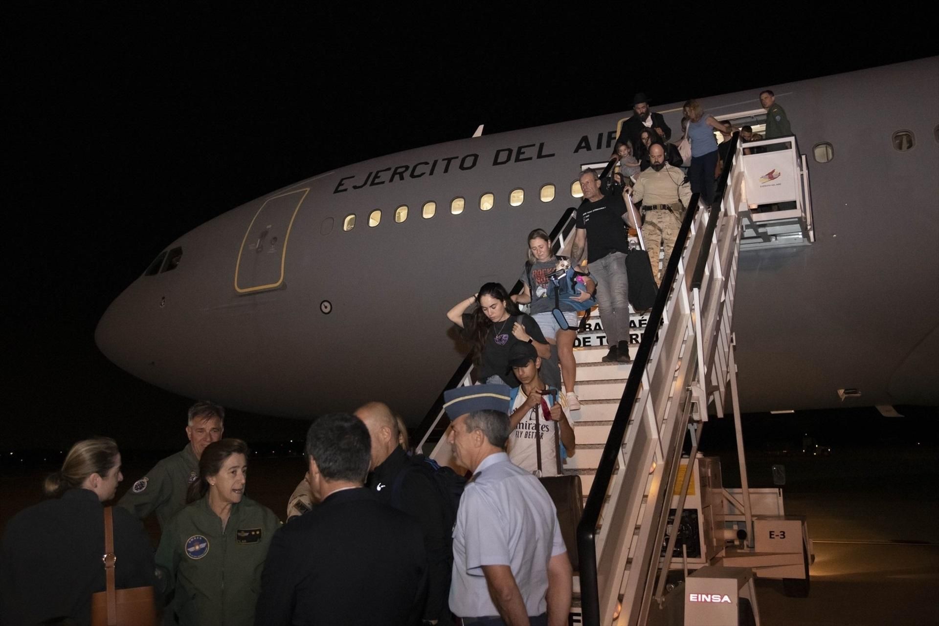 Arribada del primer avió militar amb espanyols des d'Israel, aquest dimecres Arribada del primer avió militar amb espanyols des d'Israel, aquest dimecres