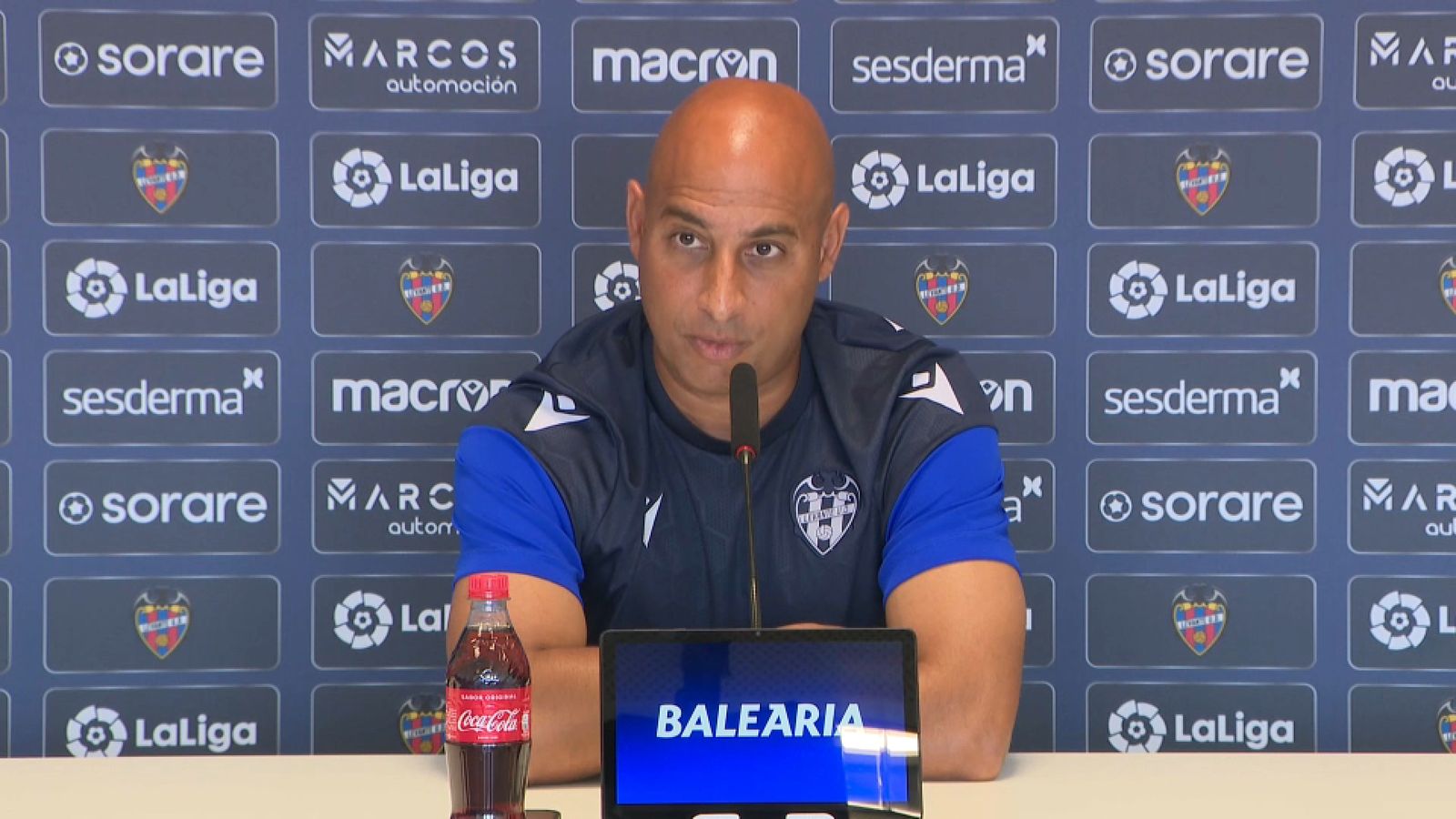 L'entrenador del Llevant, Mehdi Nafti