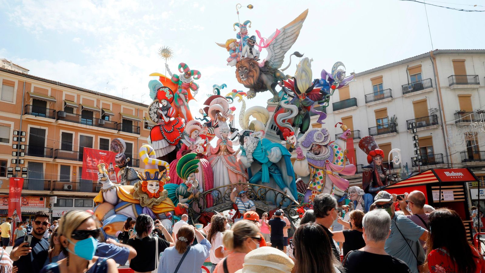 Visitants a la falla Convent Jerusalem-Matemàtic Marzal
