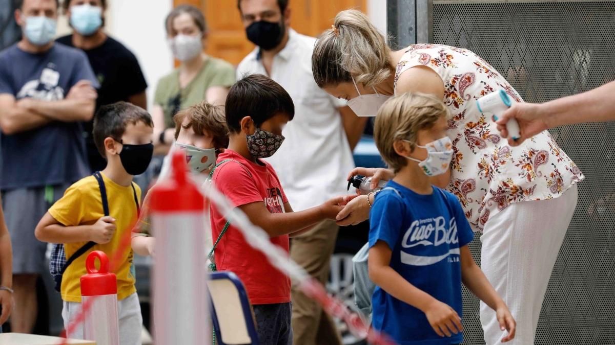 Tornada a classe en un col·legi de València Tornada a classe en un col·legi de València