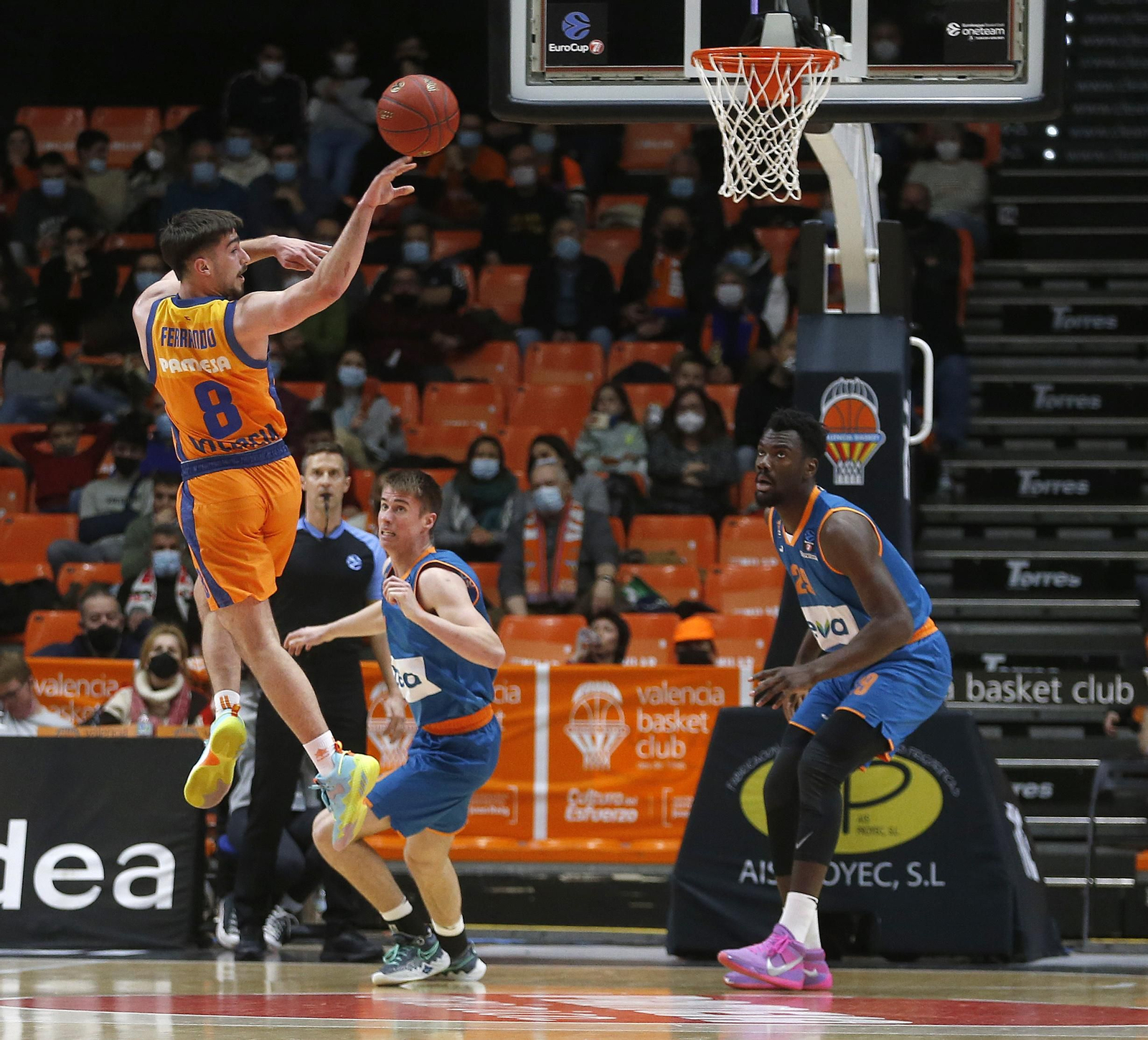 Guillem Ferrando, rècord d'assistències del València Basket en un partit europeu