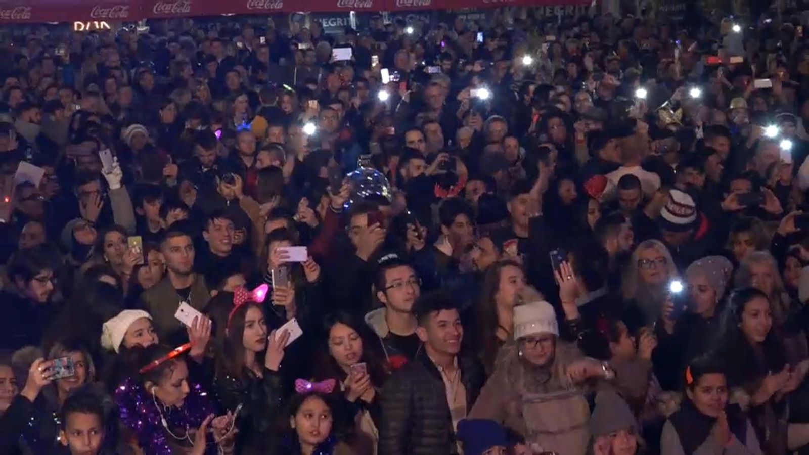 Els serveis d\'emergència atenen més de cent intoxicacions etíliques durant la nit de Cap d\'Any a la Comunitat Valenciana