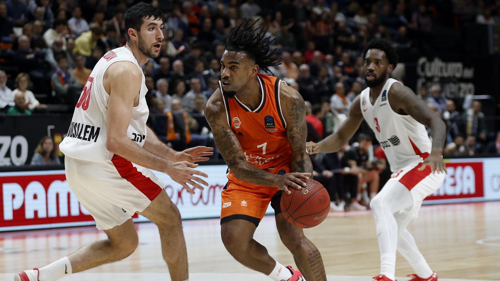 Chris Jones ha sigut el màxim anotador del partit