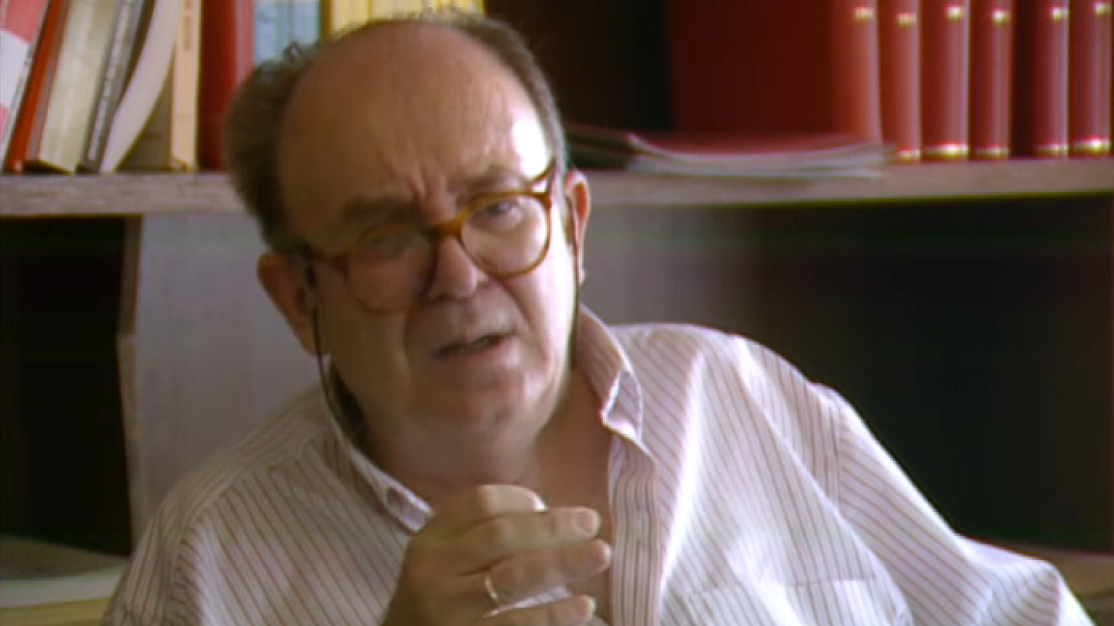 Estellés durant una entrevista rescatada de l'arxiu RTVV