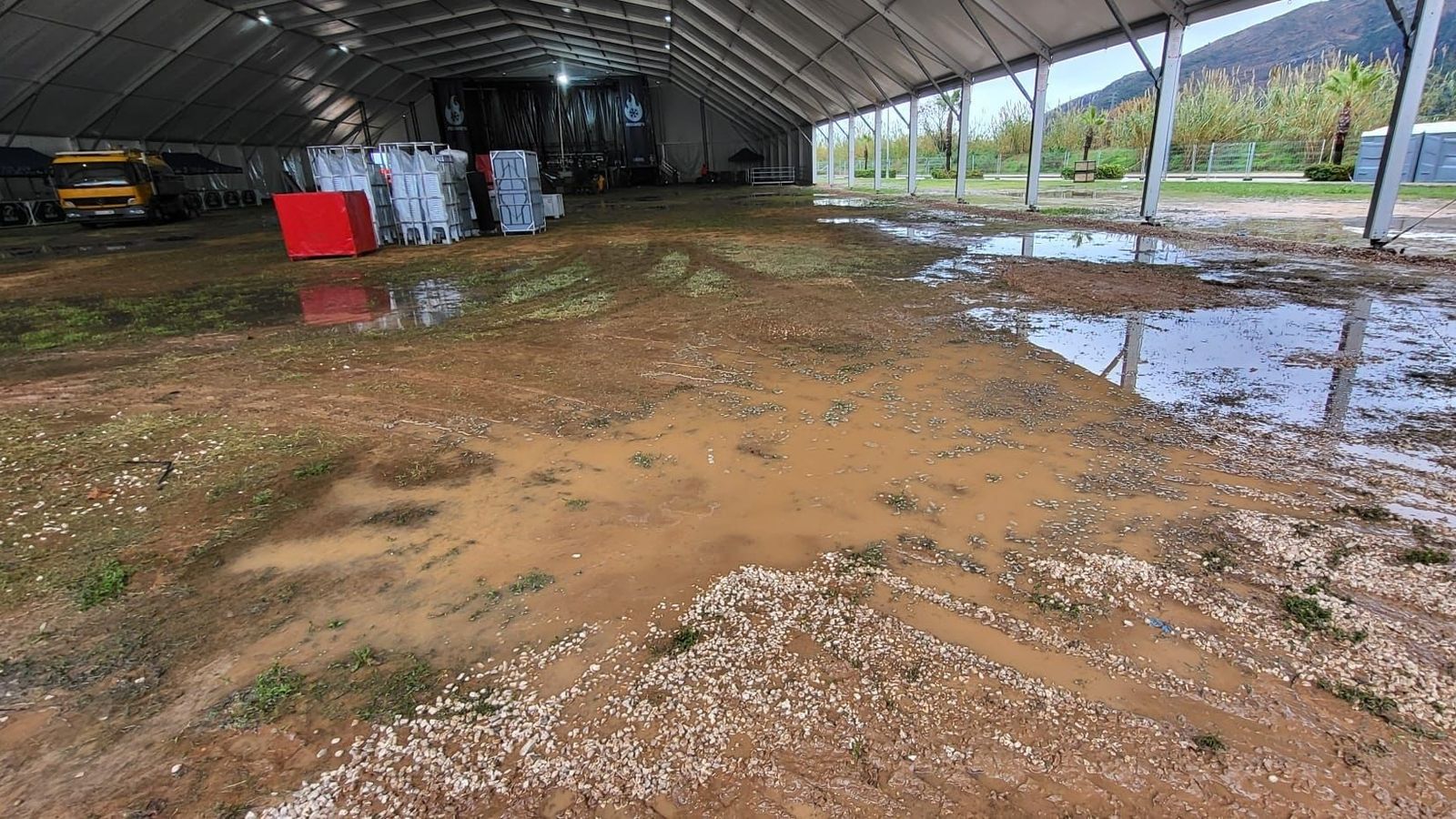 Recinte del Festivern després del temporal