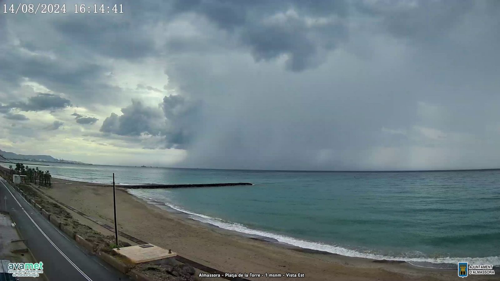 Moment de la tempesta a la costa d'Almassora