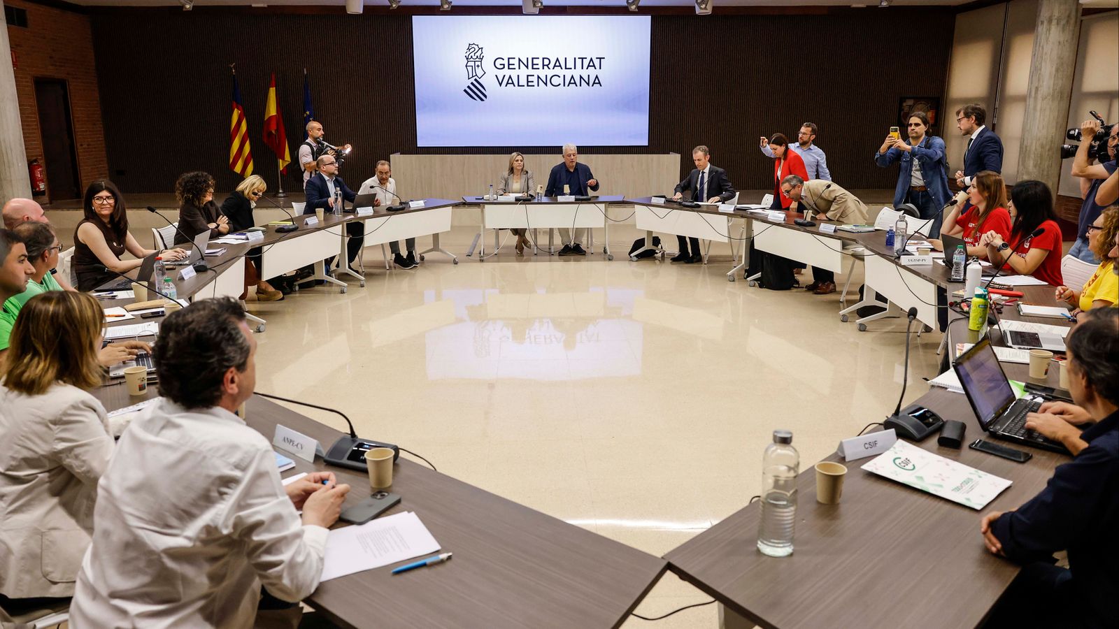 Segona negociació entre els sindicats d'ensenyament i la Conselleria d'Educació des de l'inici de la vaga