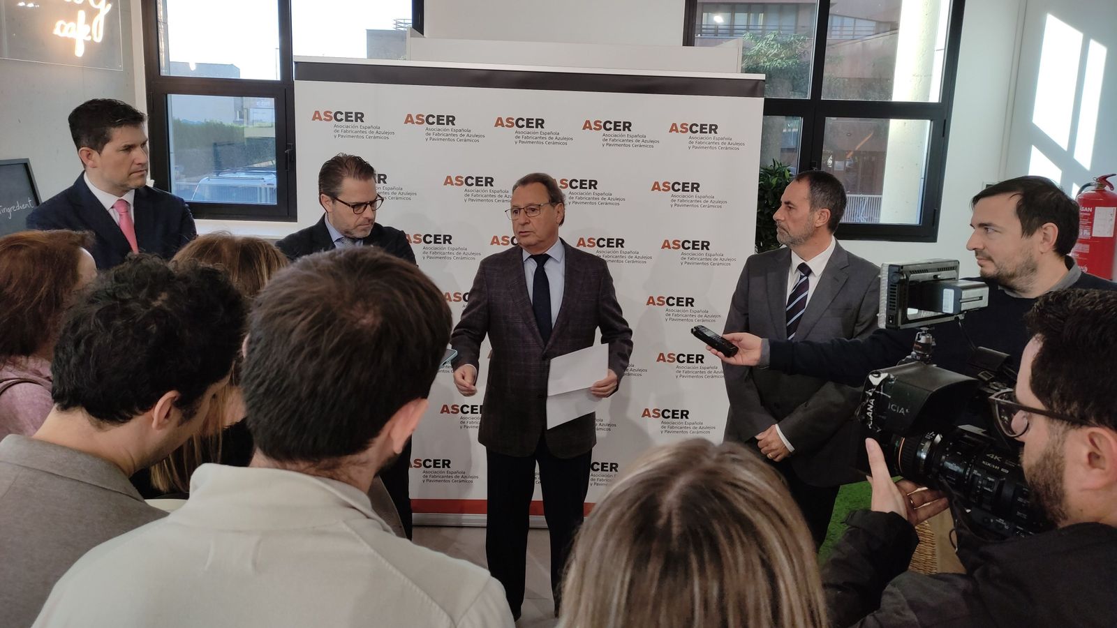 El president d’Ascer, Ismael García, este dijous amb els mitjans