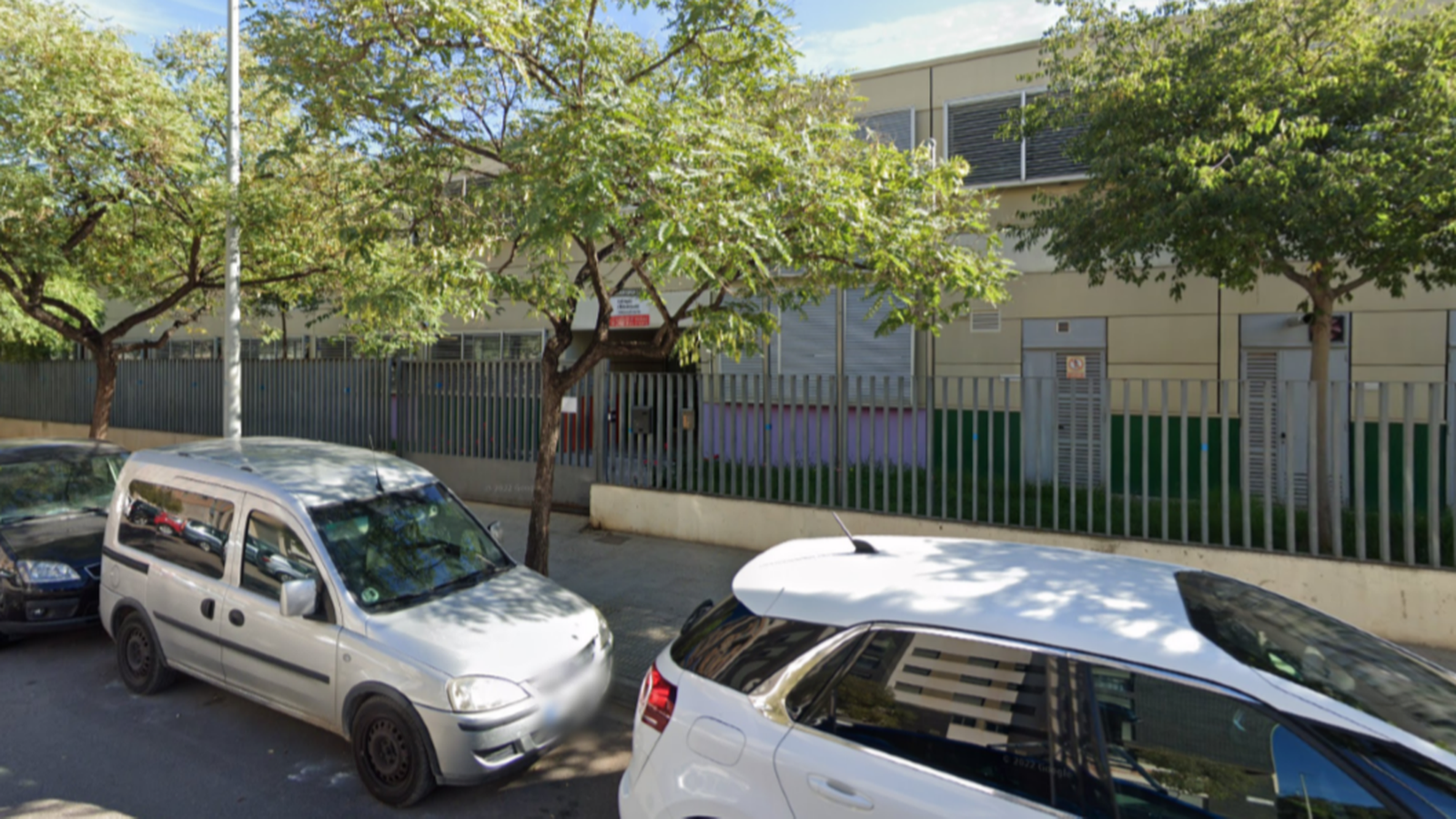 Imatge de la façana del col·legi Juan G. Ripollés de Castelló de la Plana