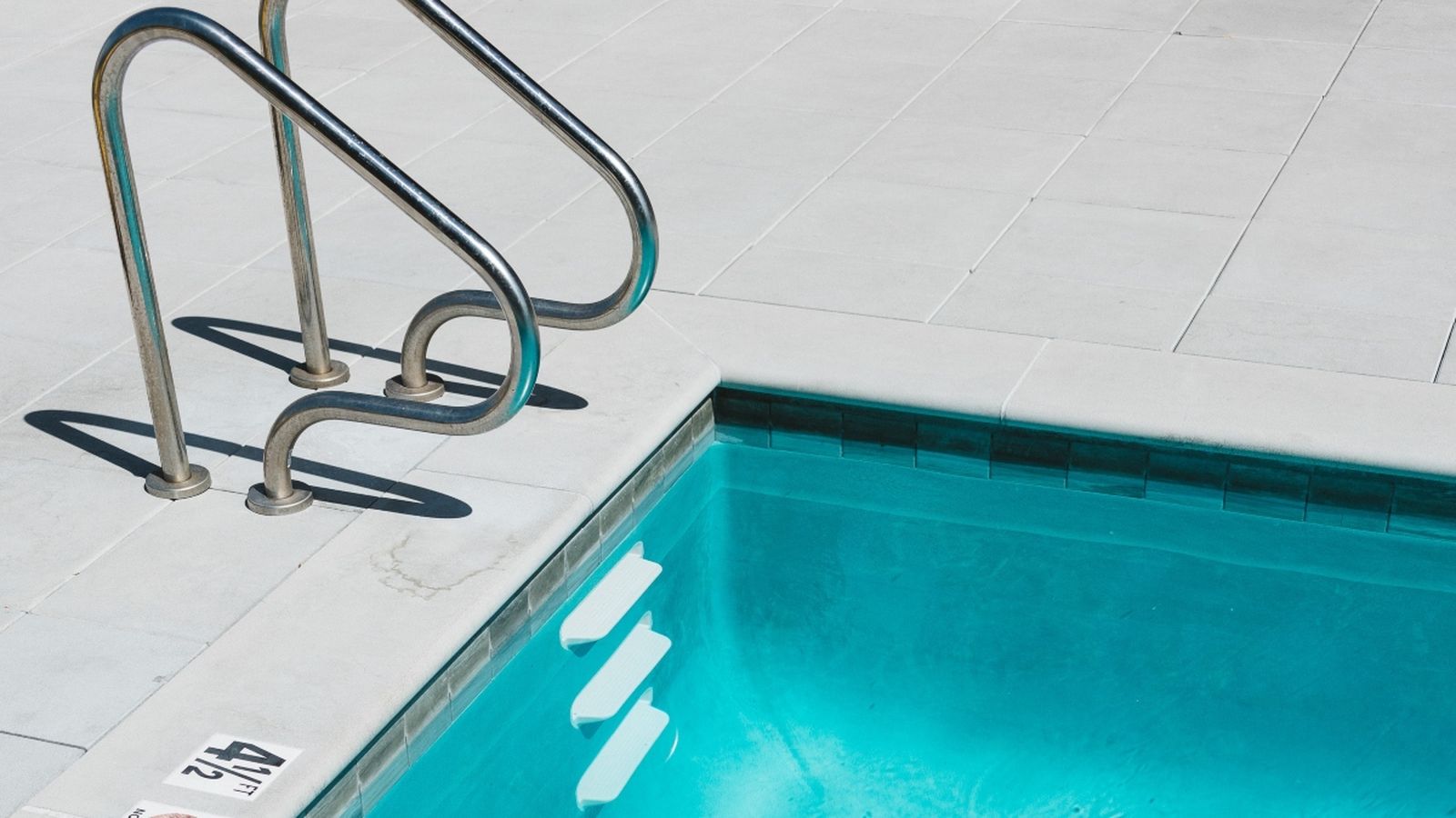 Imatge d'arxiu d'un piscina