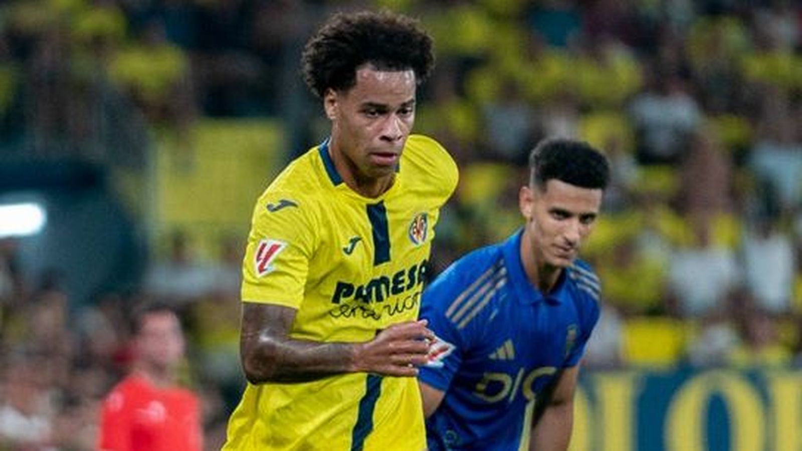 Buchanan en el partit de la primera volta entre Villarreal i Oviedo