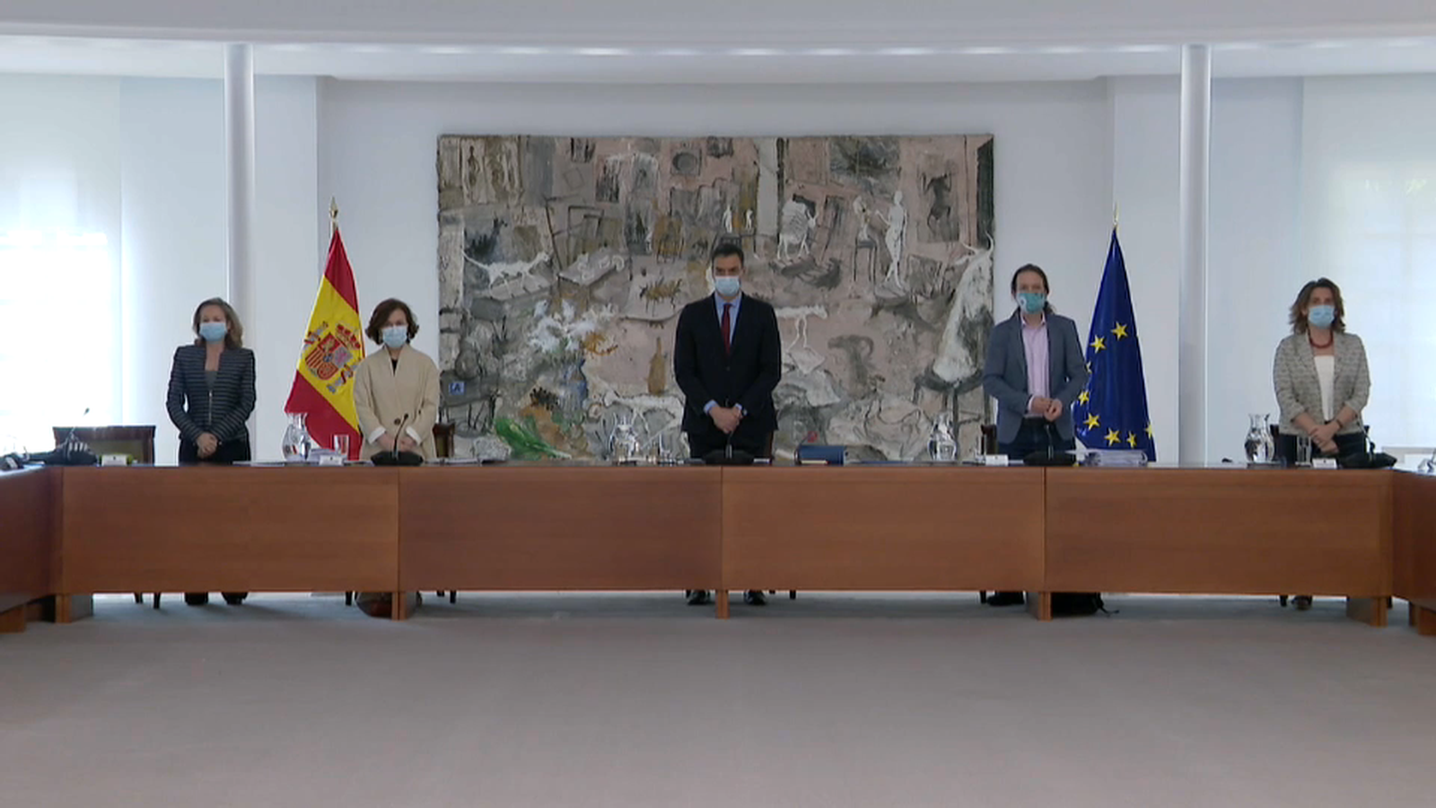 El Consell de Ministres es reuneix de forma presencial per primera vegada des de l'aprovació de l'estat d'alarma